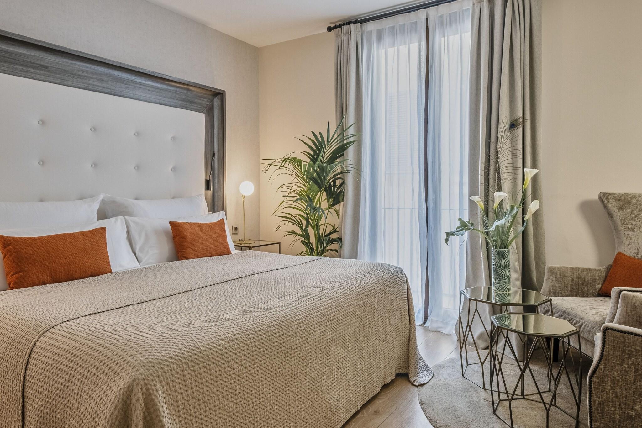 Double Superior King Bed