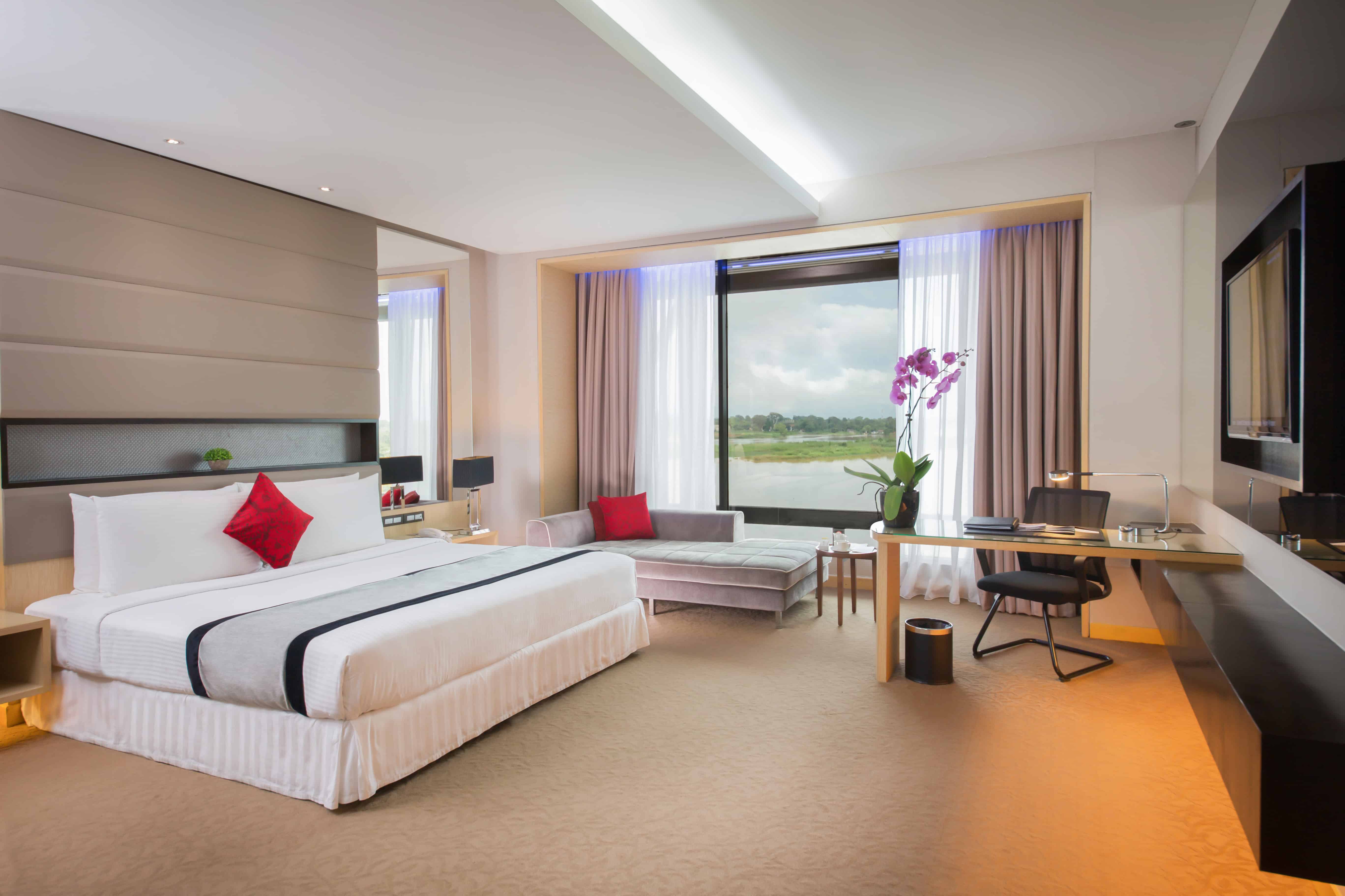 Double Deluxe Premier