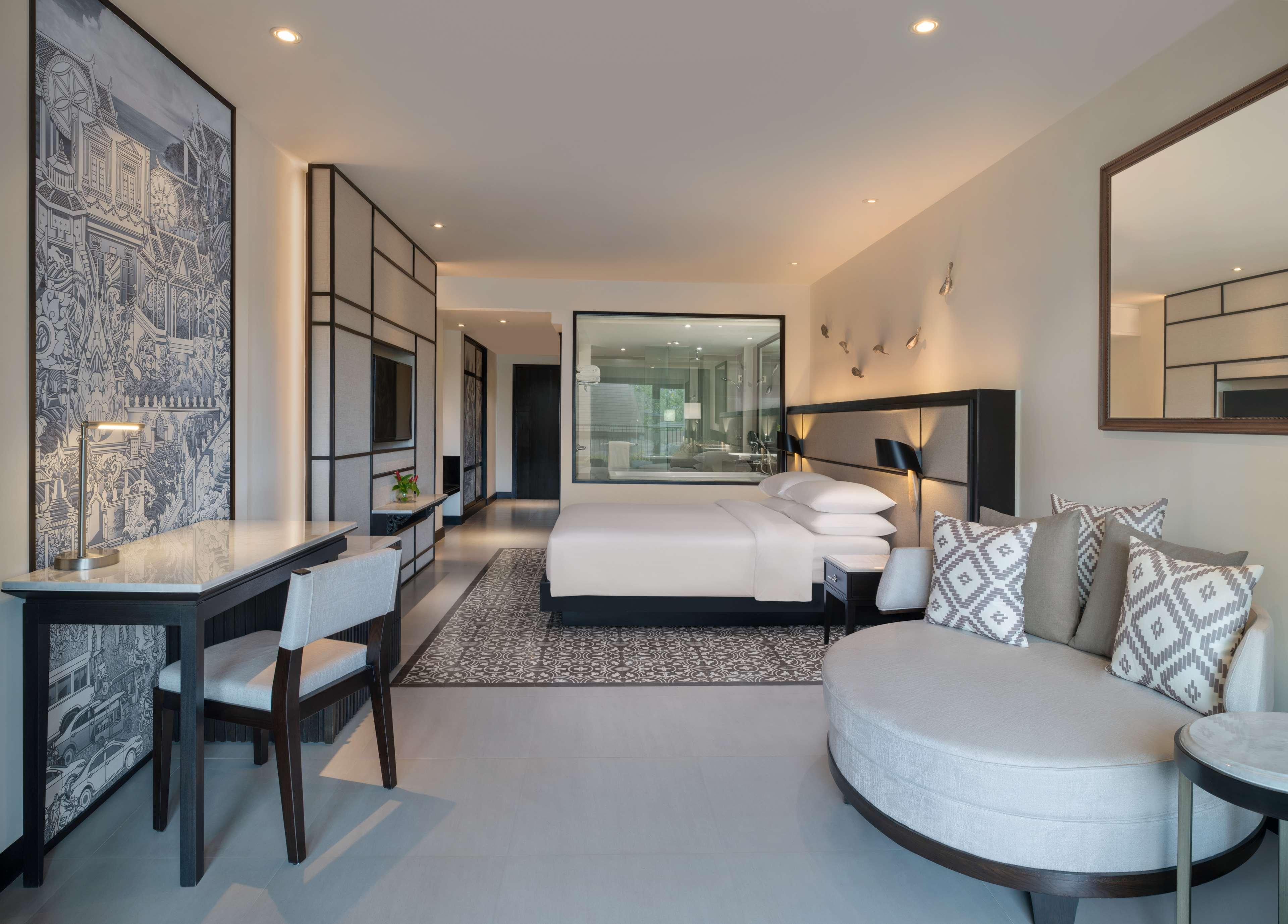 Double King Size Bed