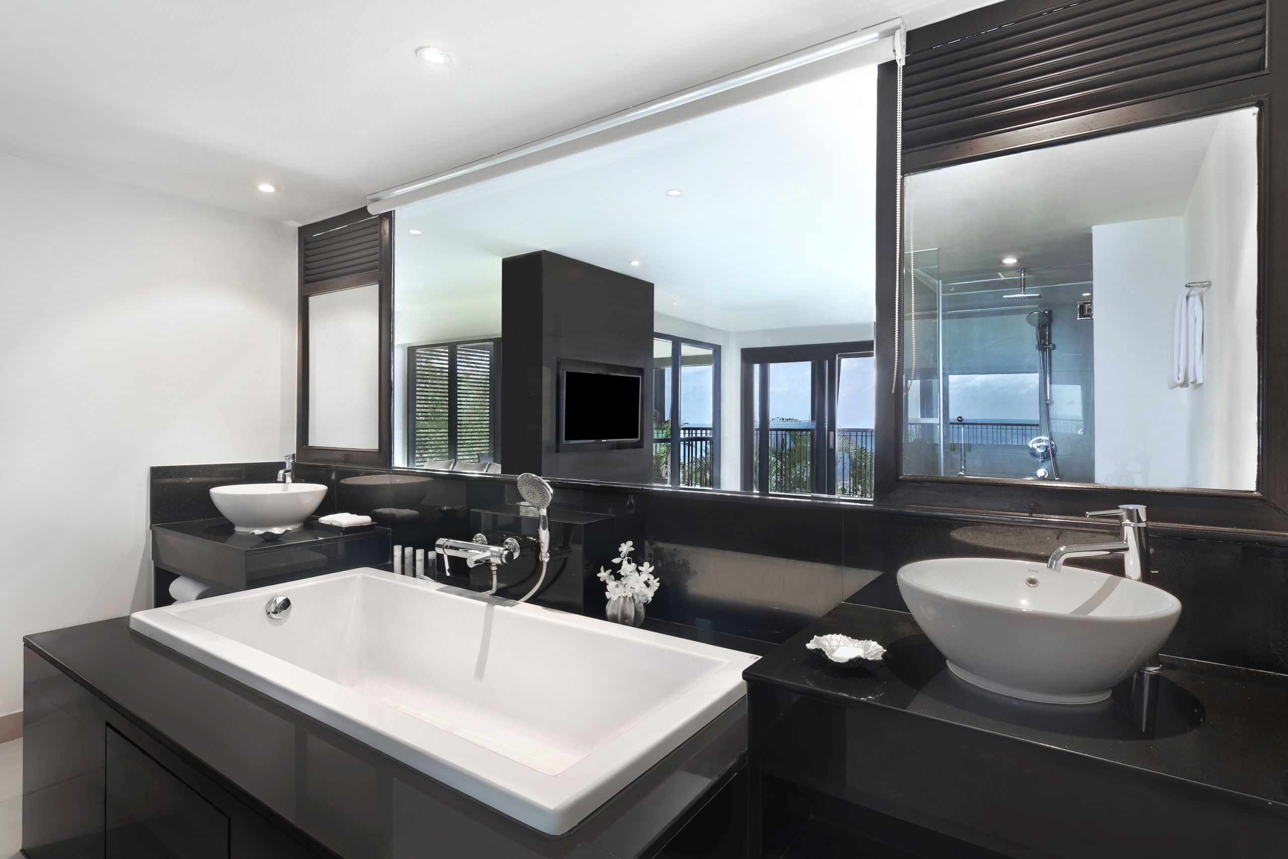 Double or Twin Deluxe Two Bedroom