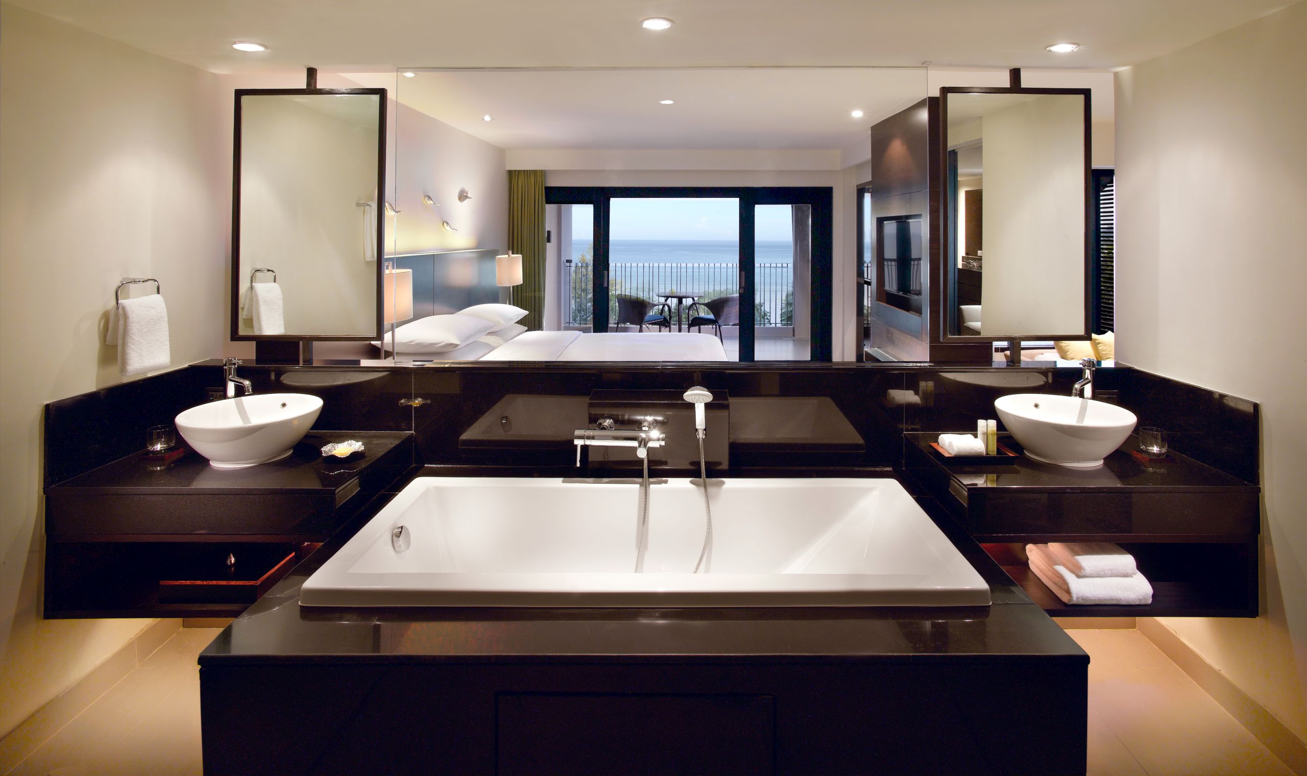 Double or Twin Deluxe Two Bedroom