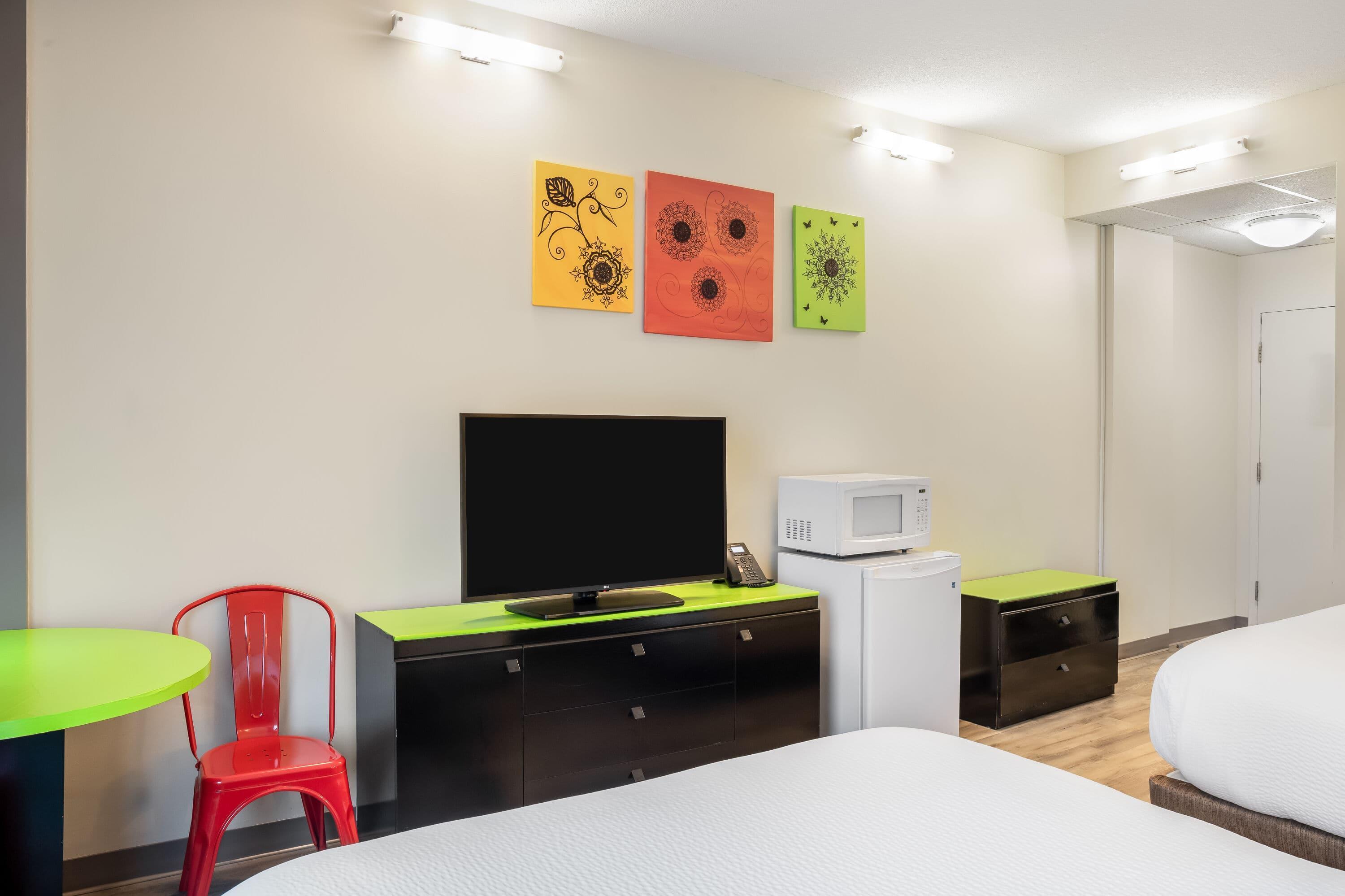 Quadruple Two Double Beds