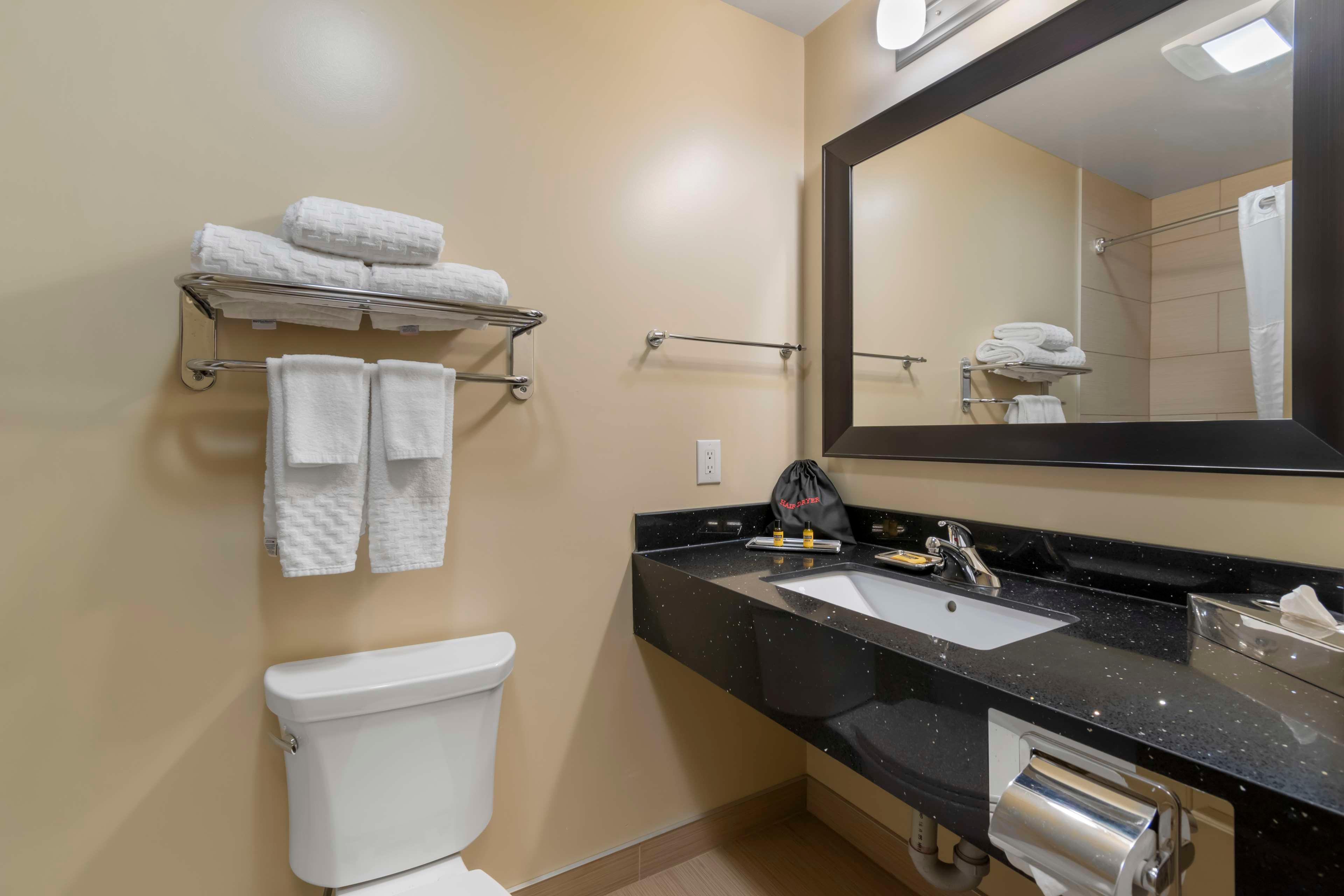 Family Room Two Queen Beds