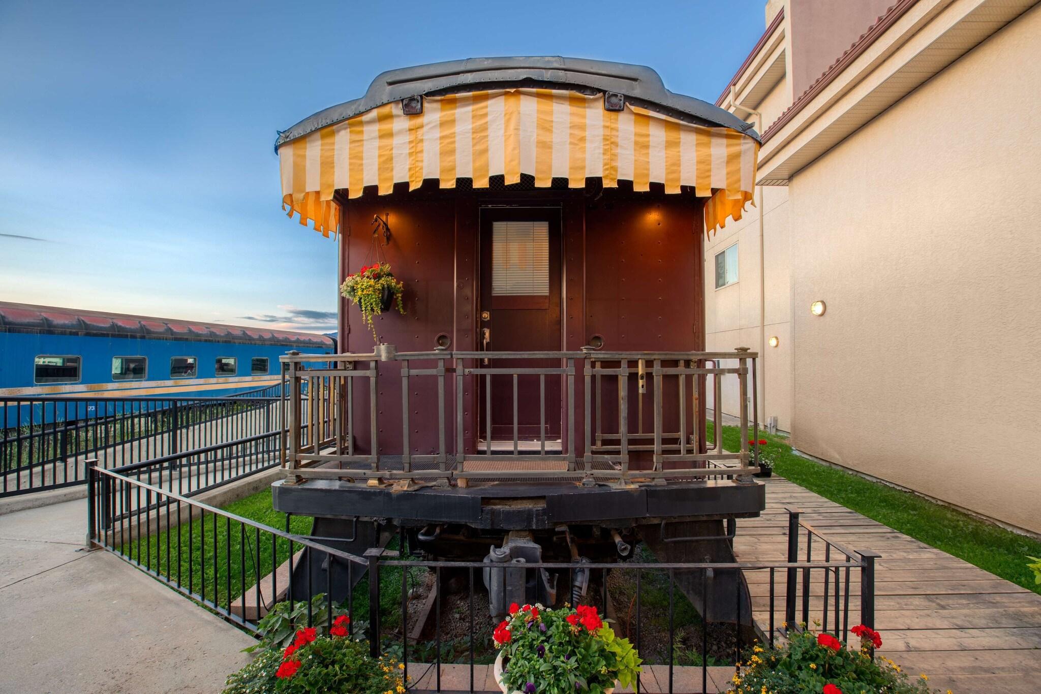 Suite Queen Size Bed