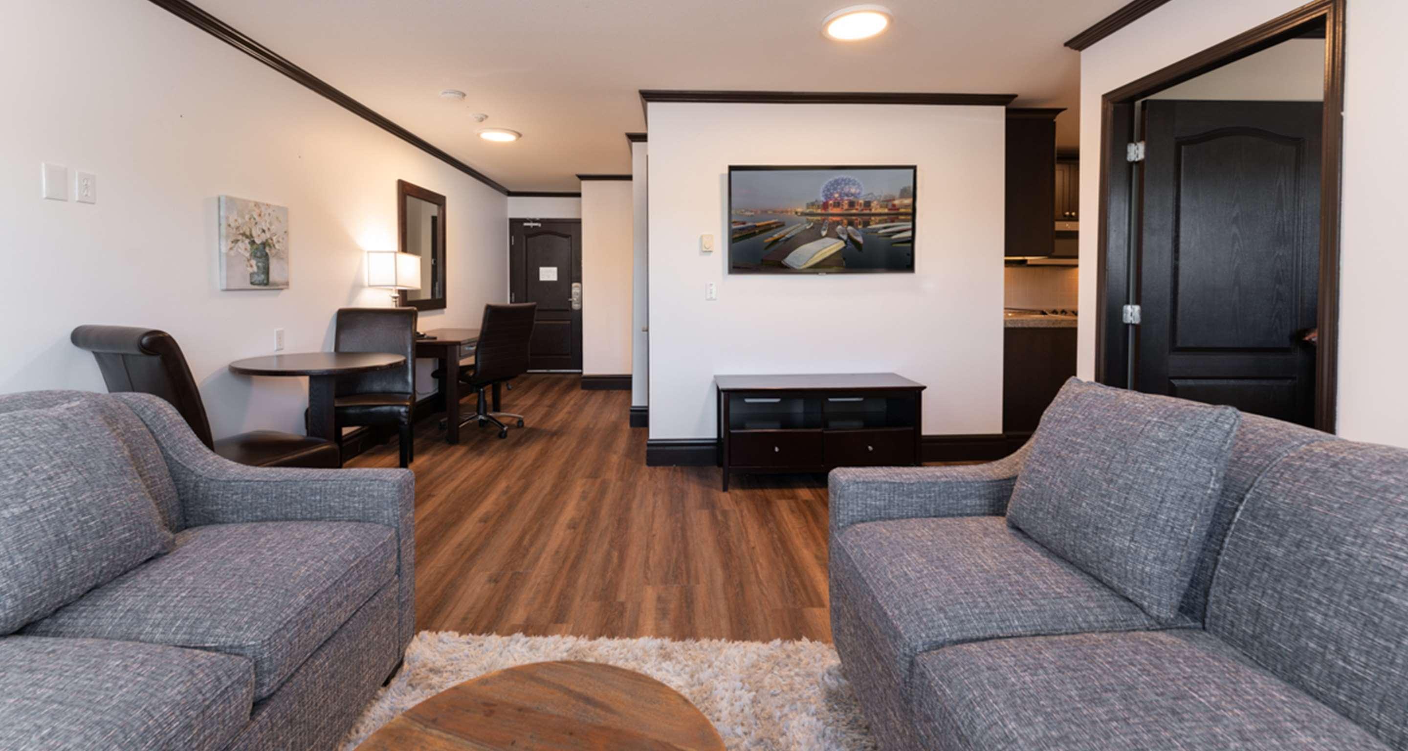 Suite Queen Size Bed