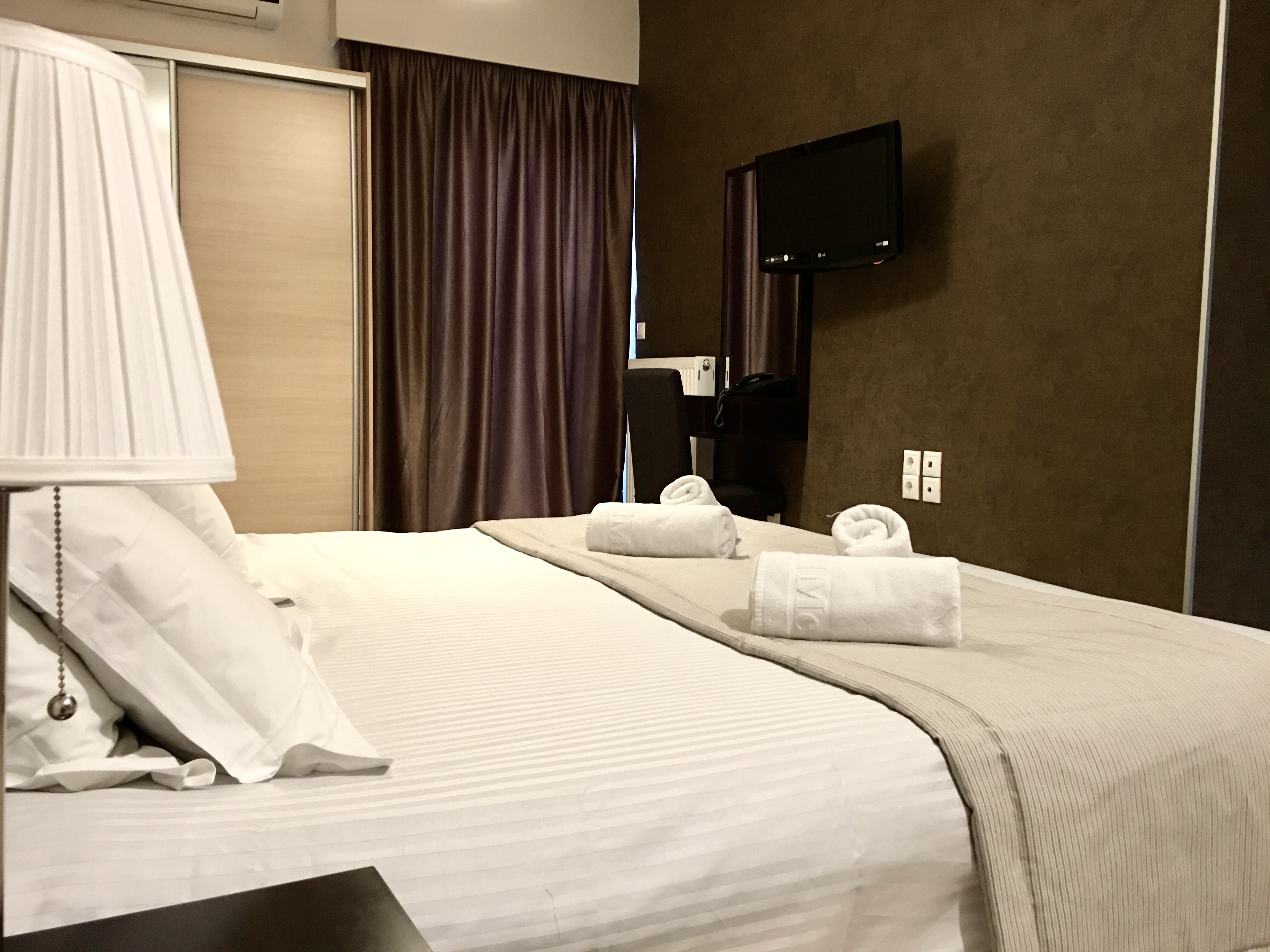 Double or Twin Standard