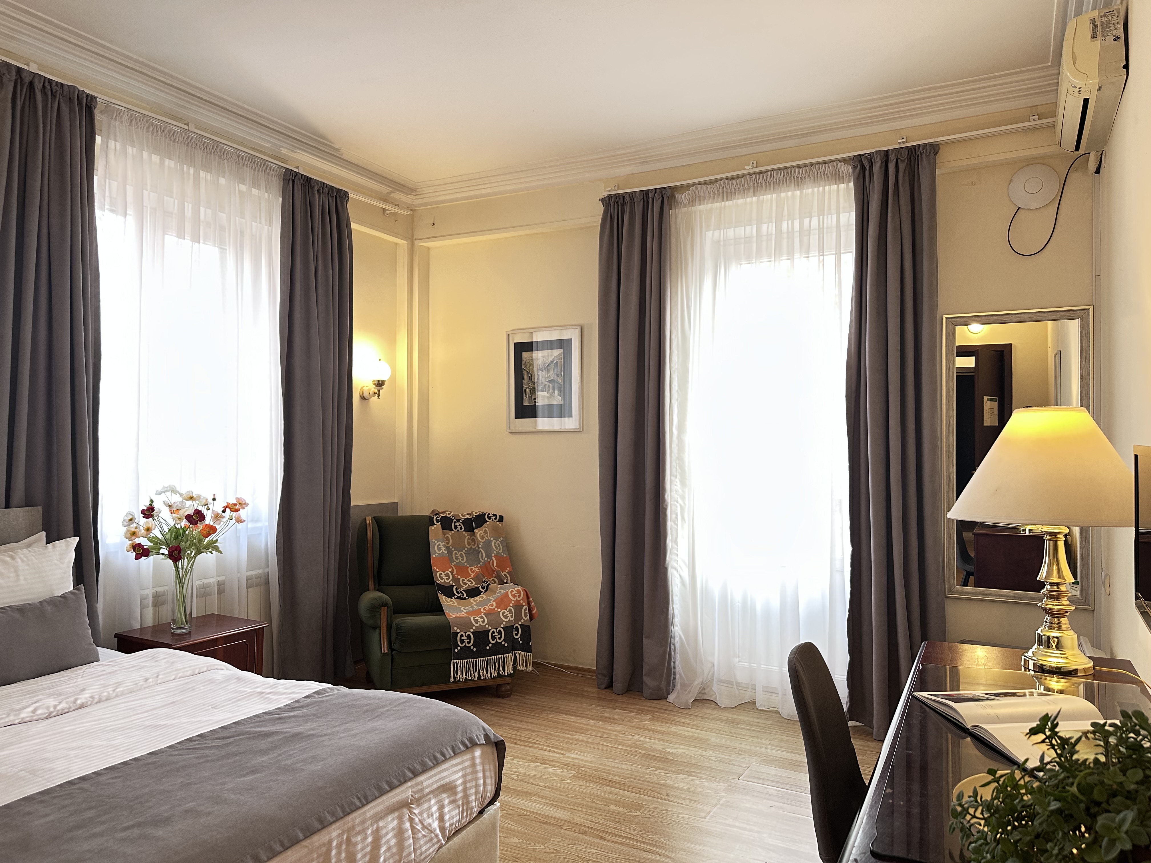 Double One Bedroom One Bathroom