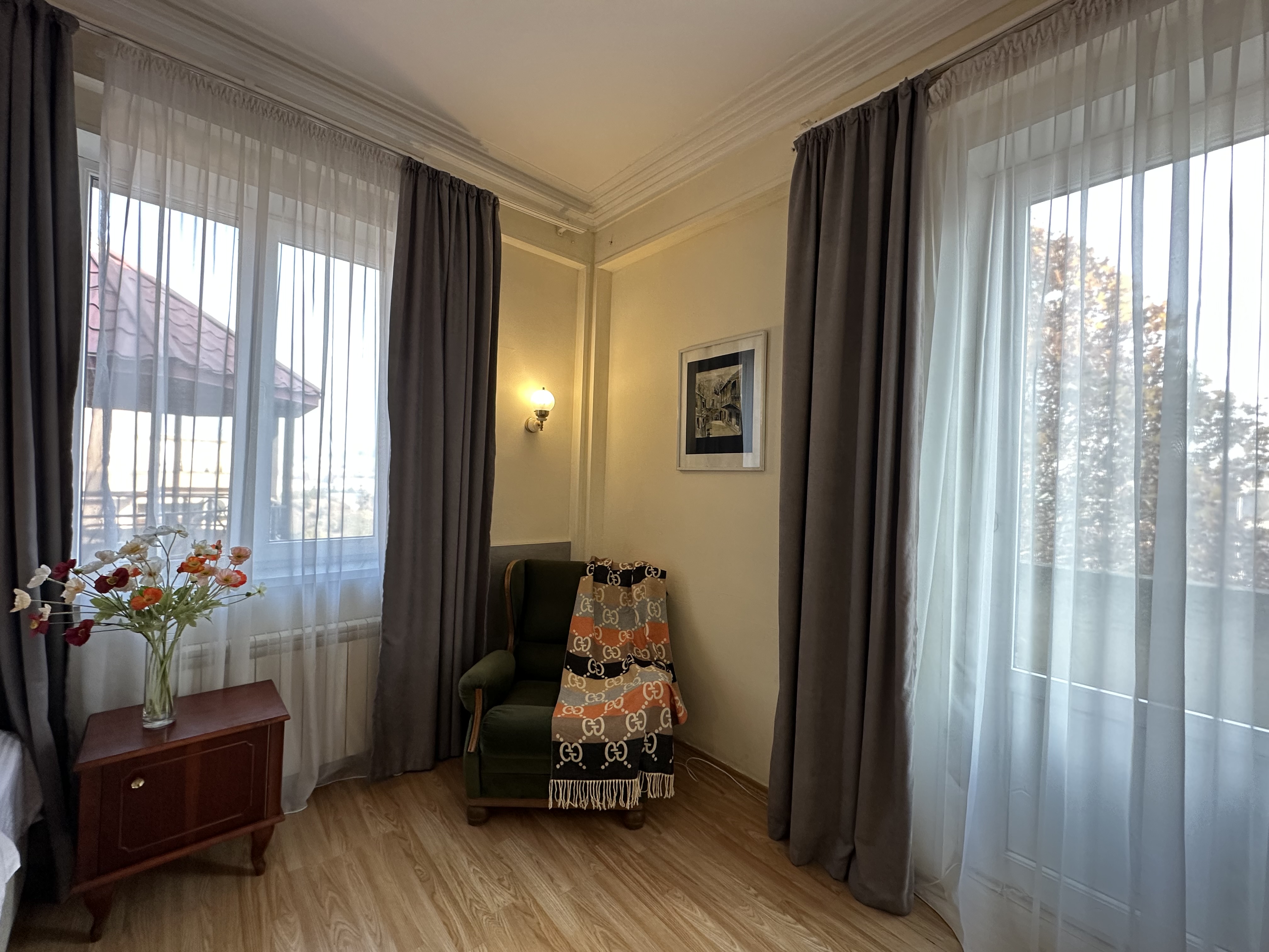 Double One Bedroom One Bathroom