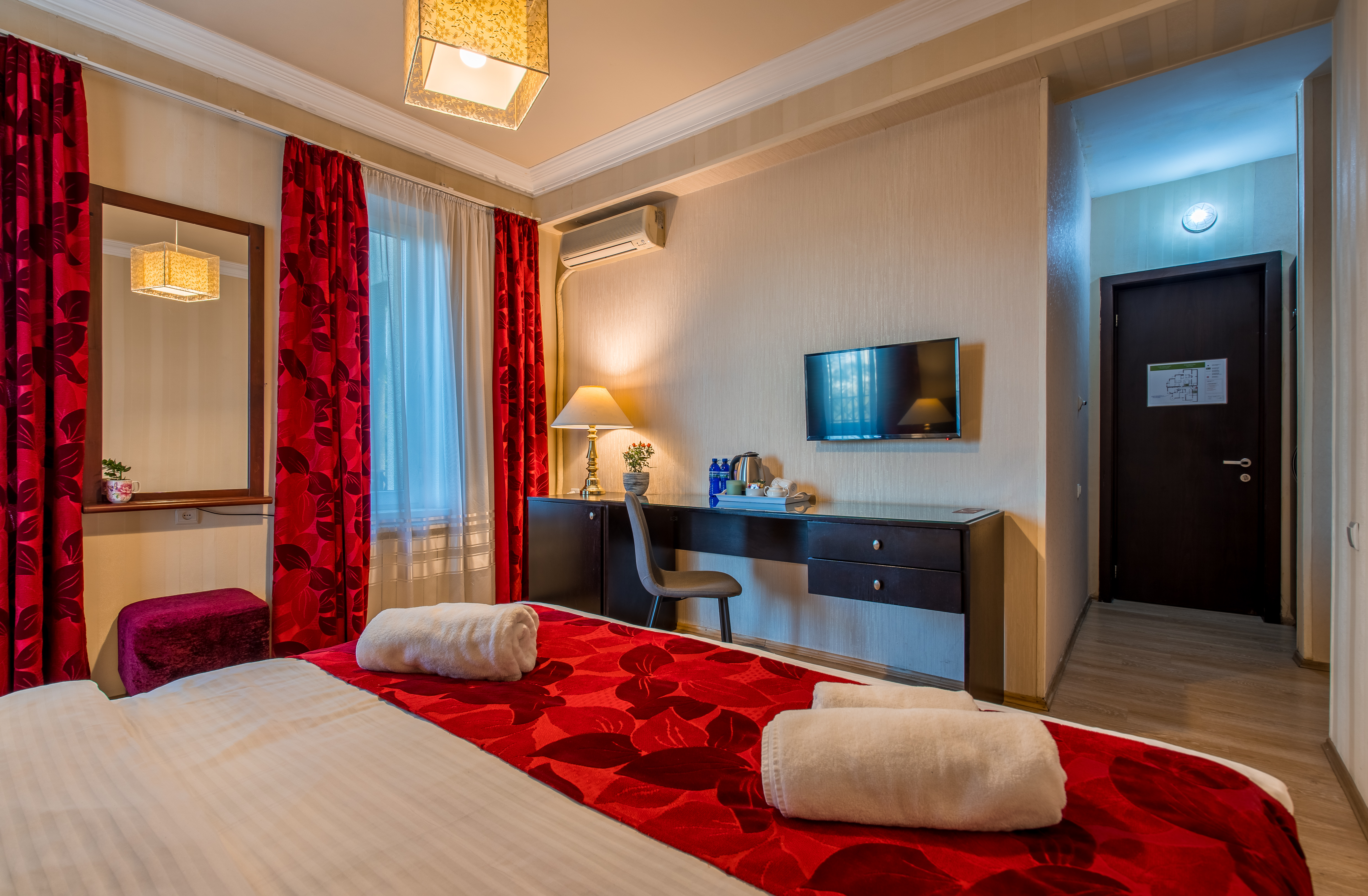 Double One Bedroom One Bathroom