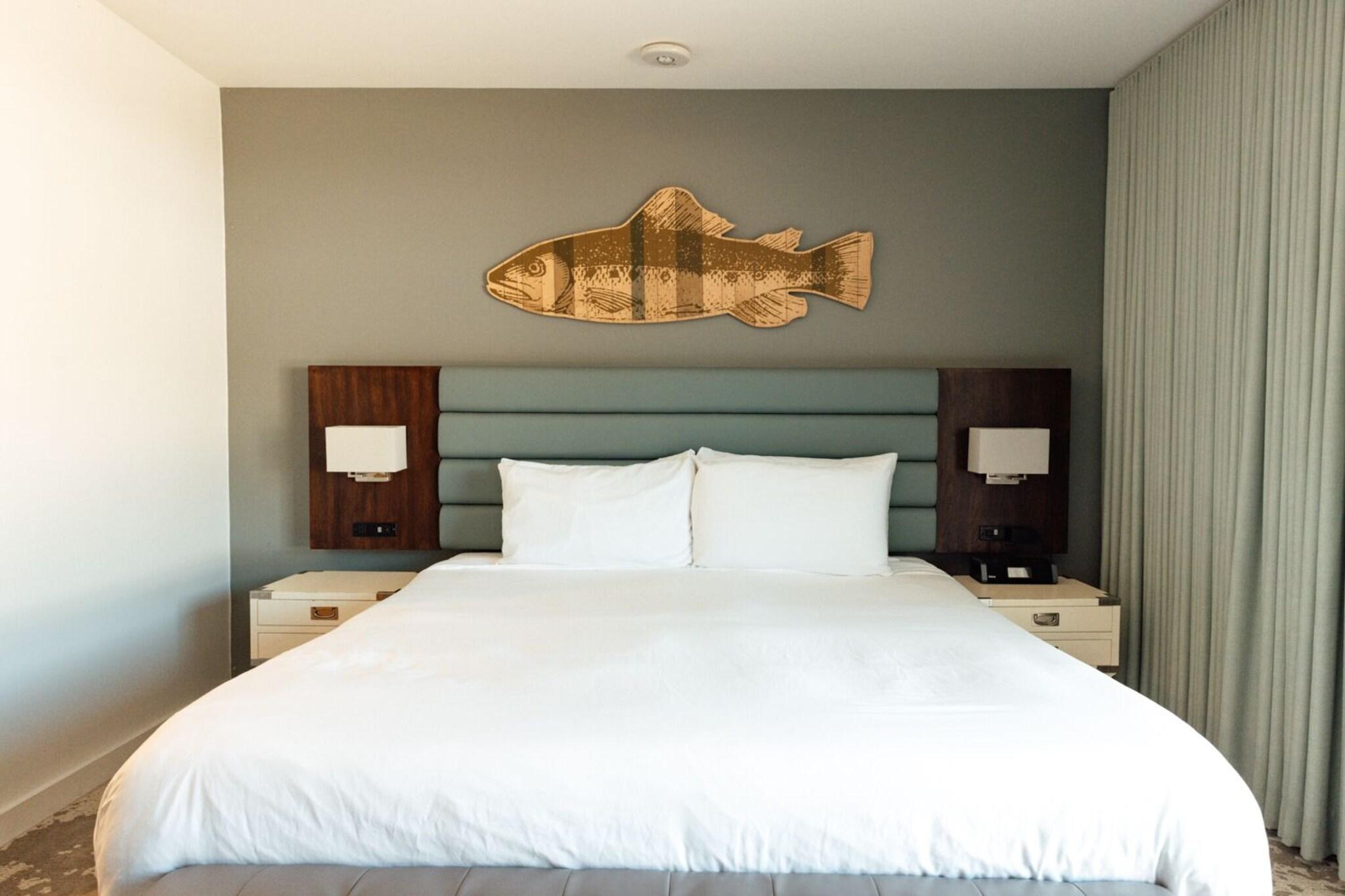 Double King Bed One Bedroom 