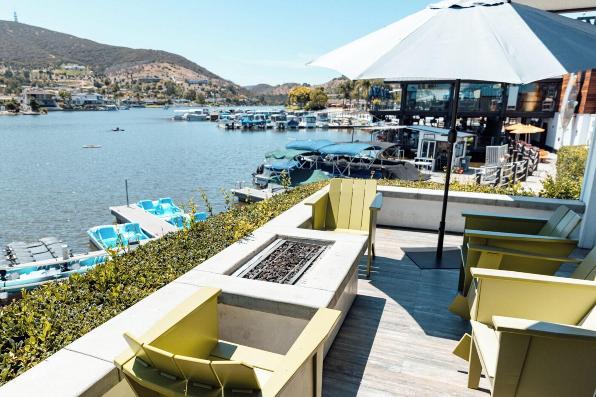 Double King Bed One Bedroom 