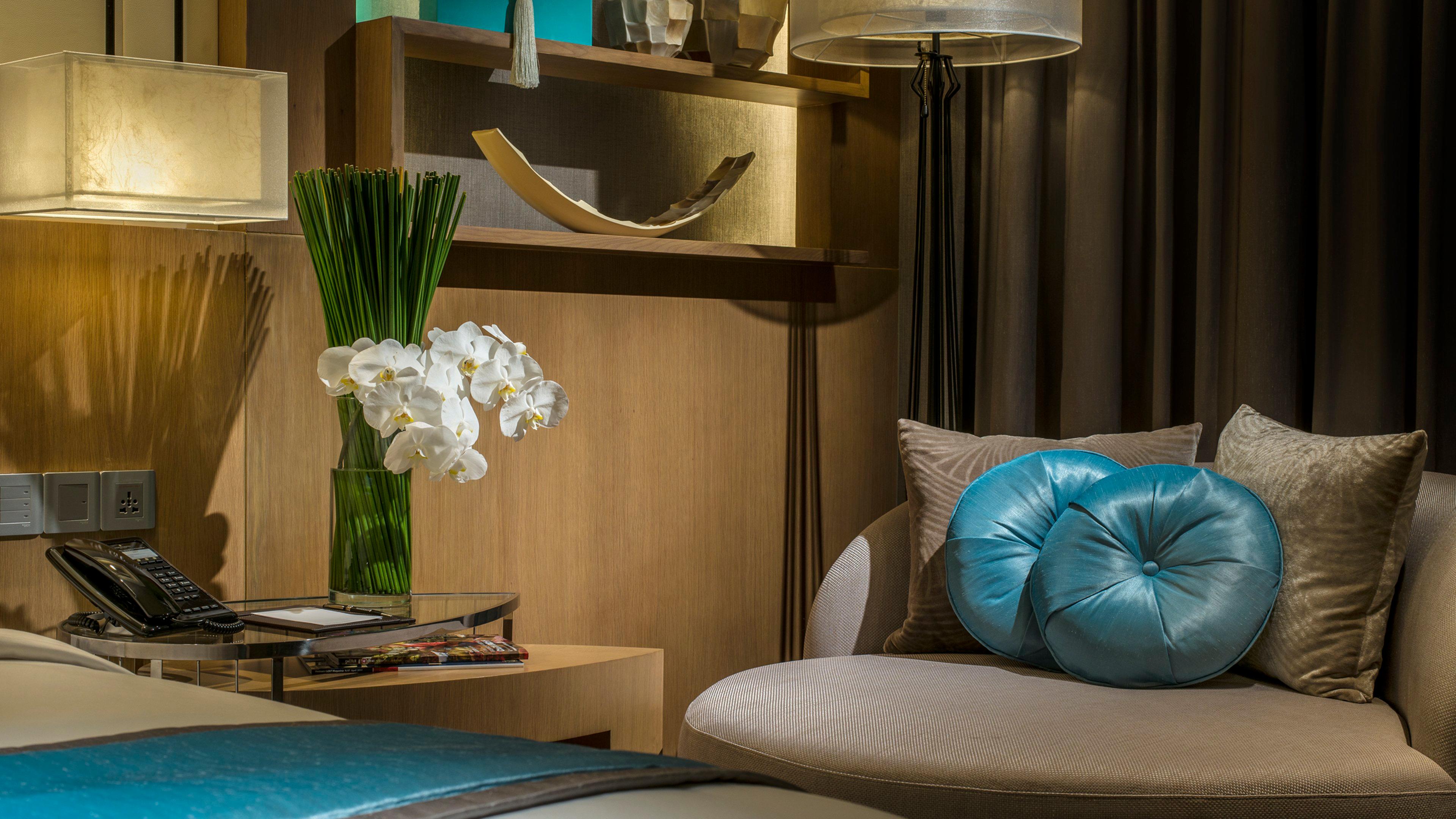 Double Accessible with Views