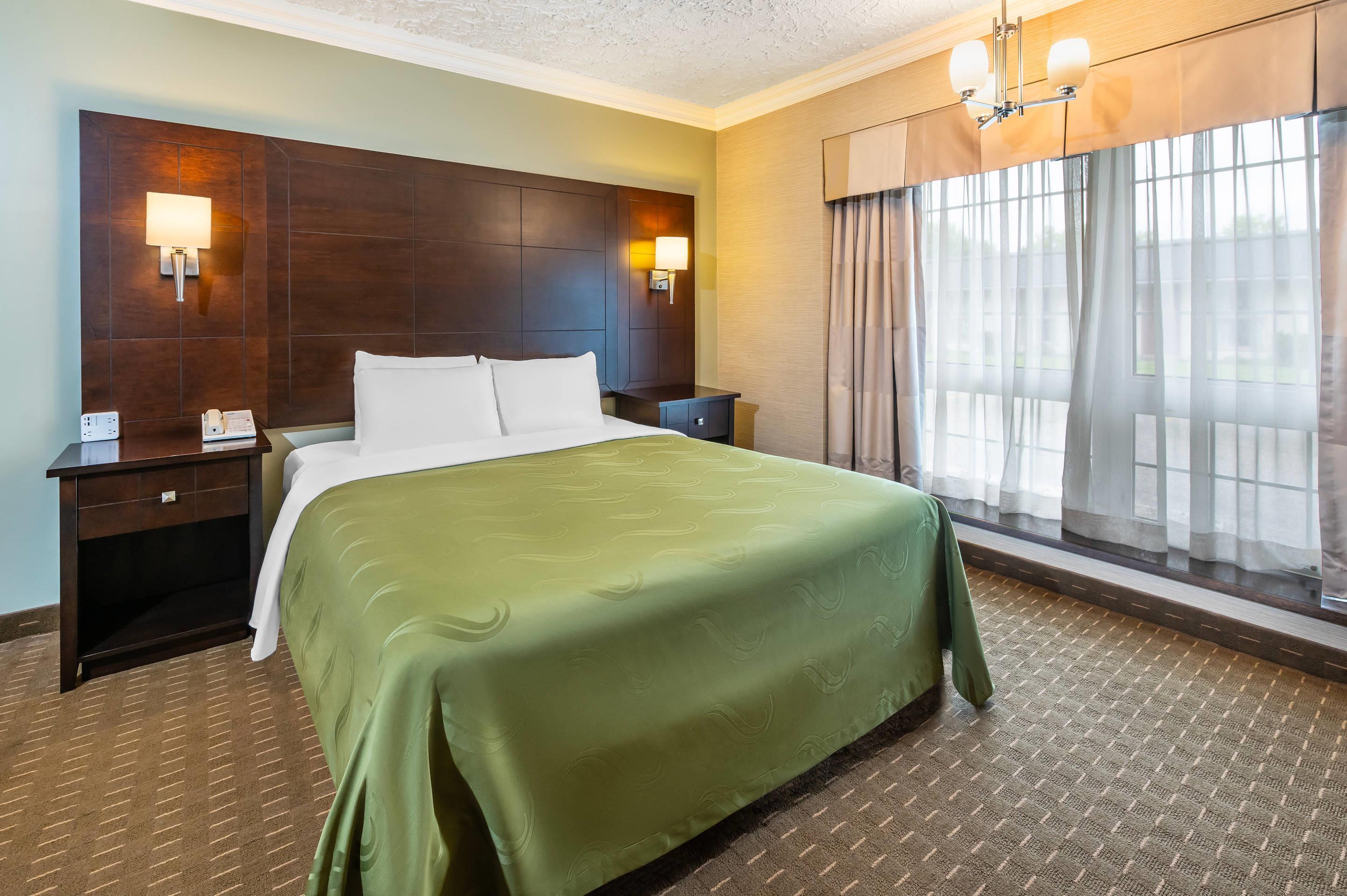 Double Queen Bed Non Smoking