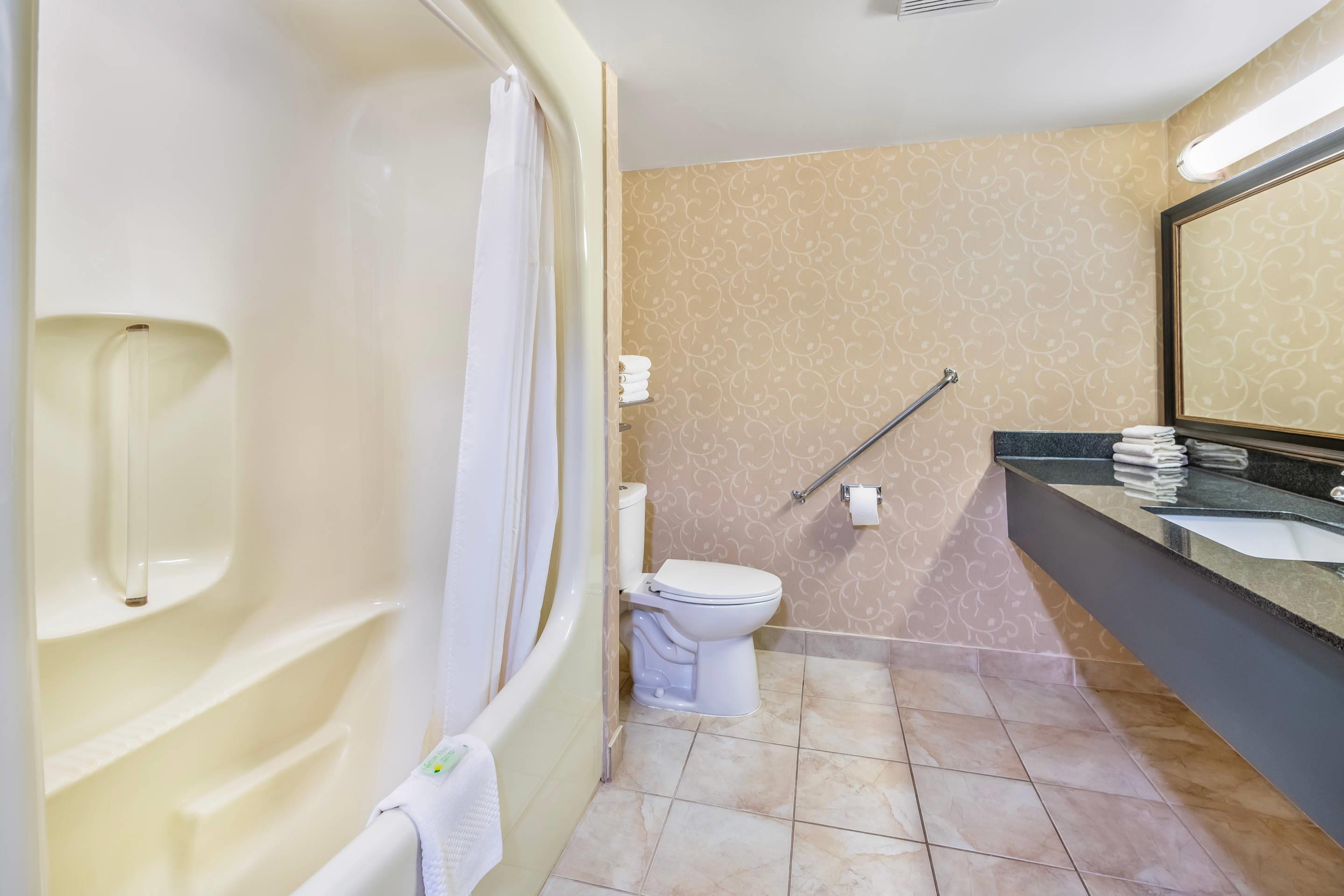 Double Two Queen Beds Non Smoking