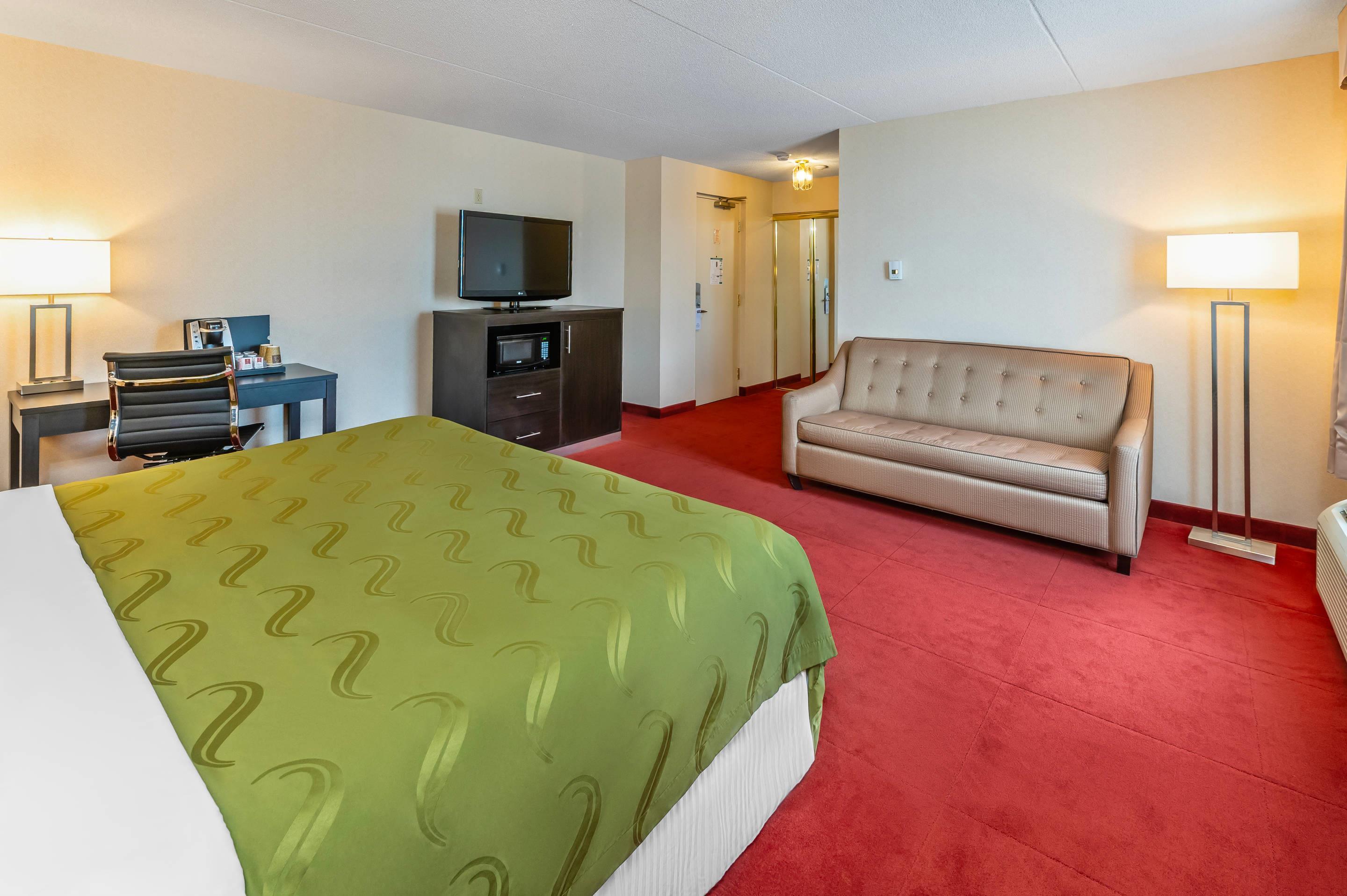 Double King Bed Non Smoking