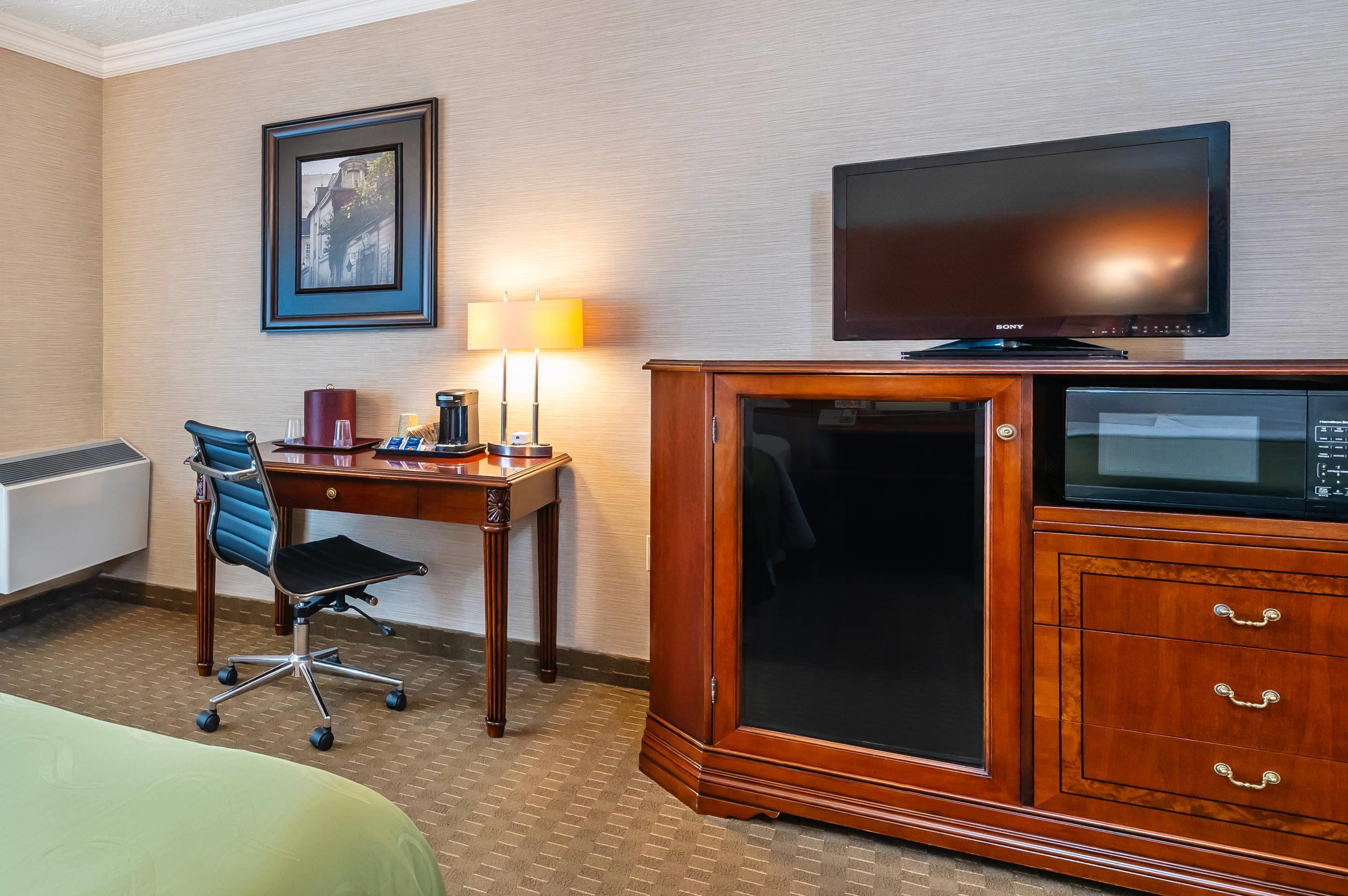 Double Two Queen Beds Non Smoking