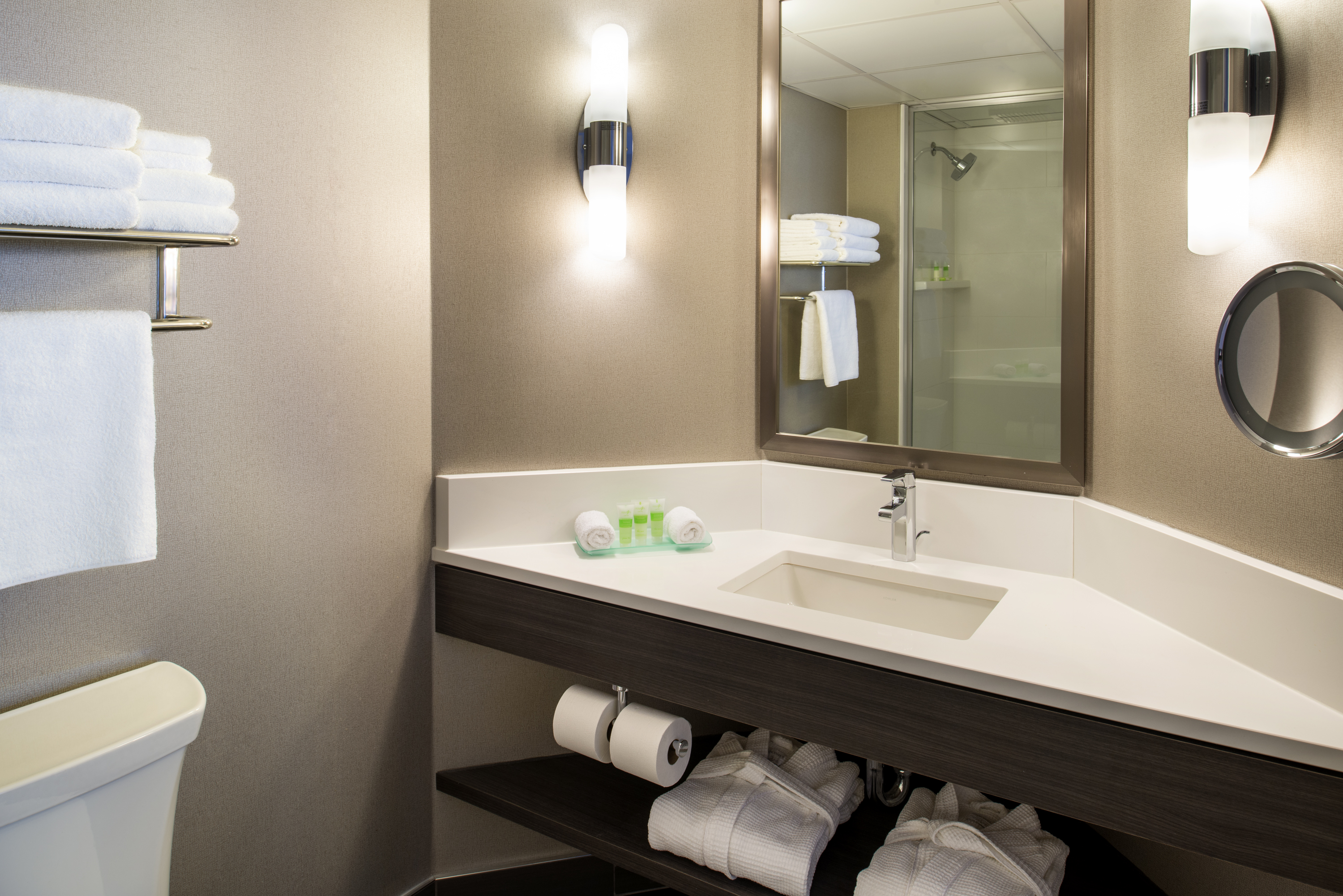 Double Superior King Bed