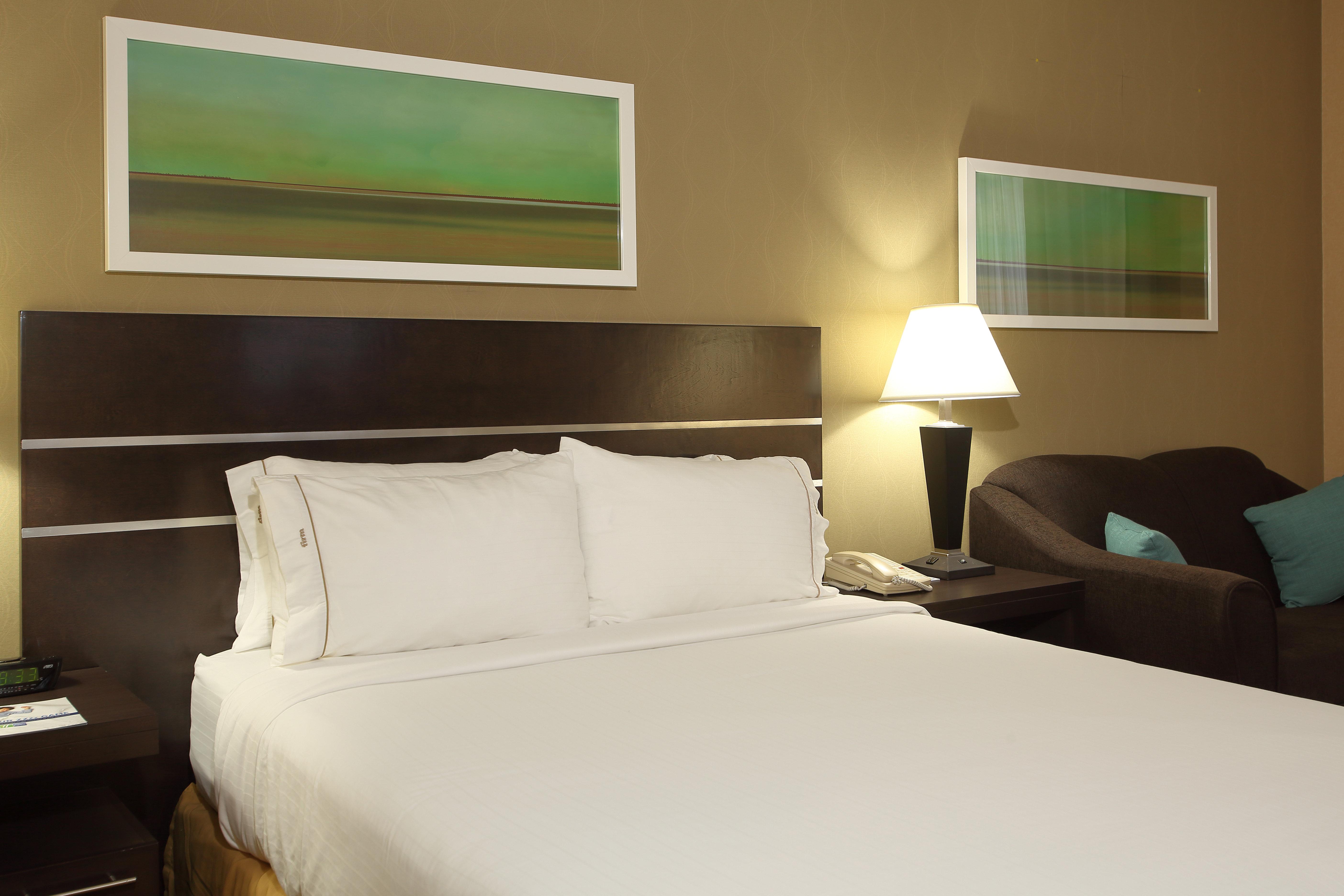 Double Accessible-queen Size Bed