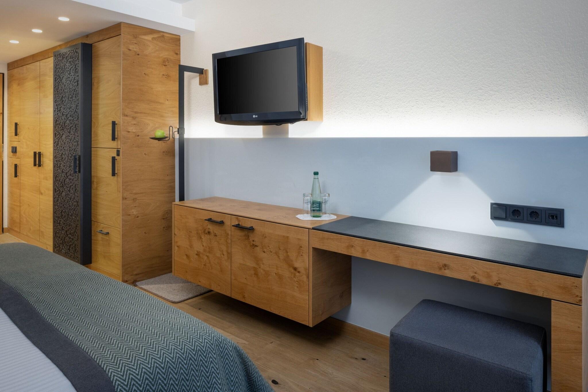 Double Grand with Views