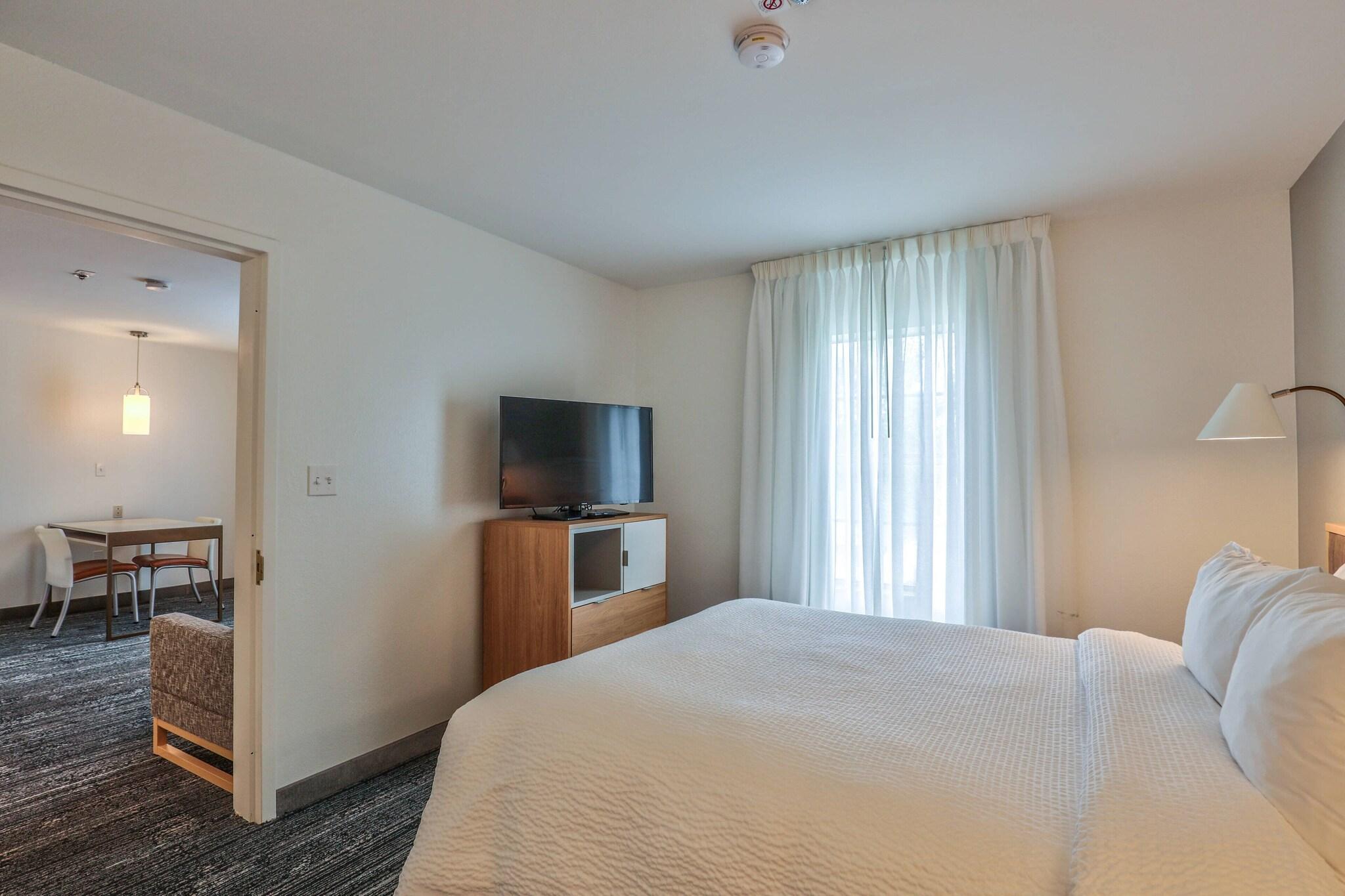 Suite Two Queen Beds