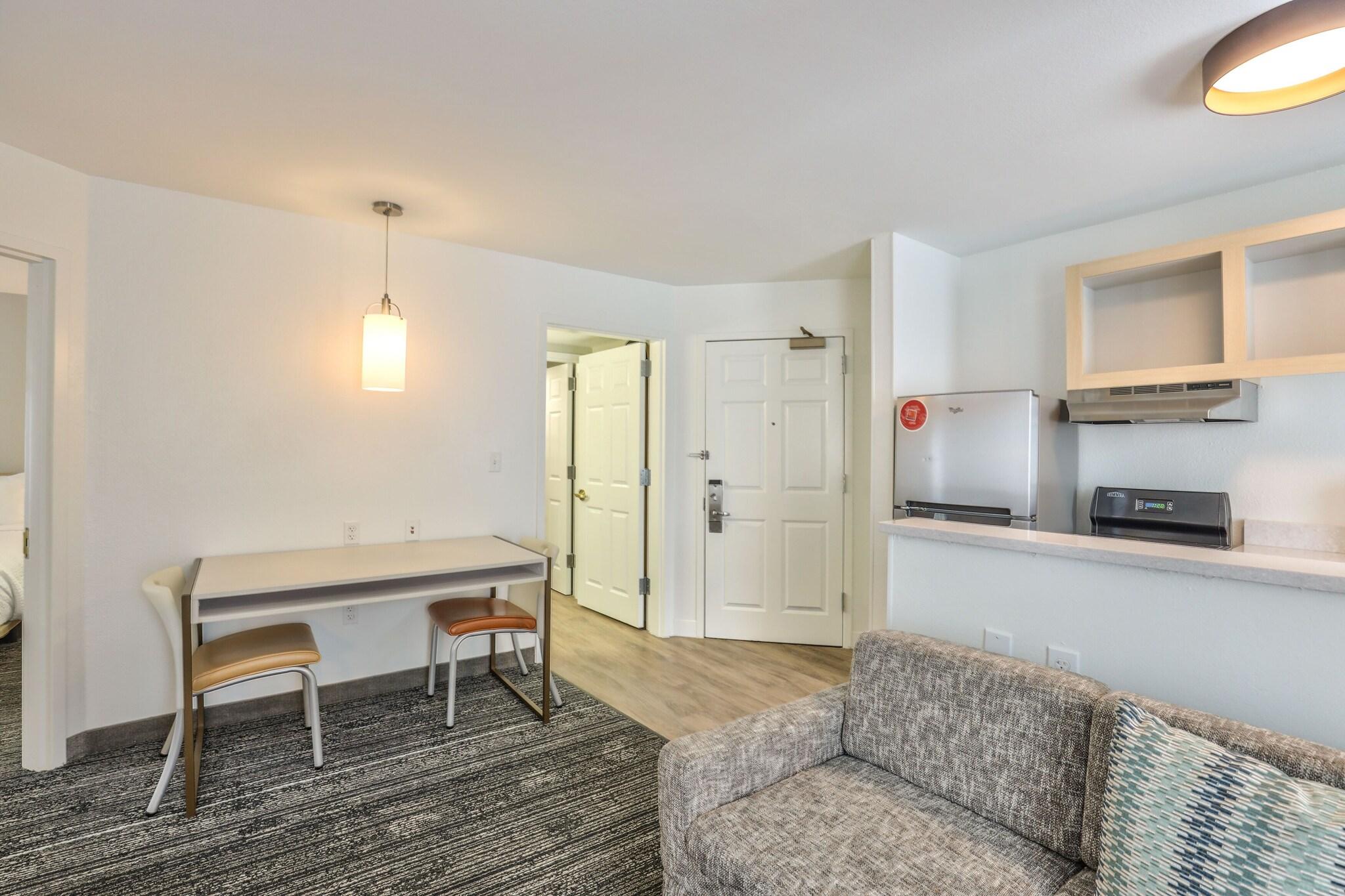 Suite Two Queen Beds