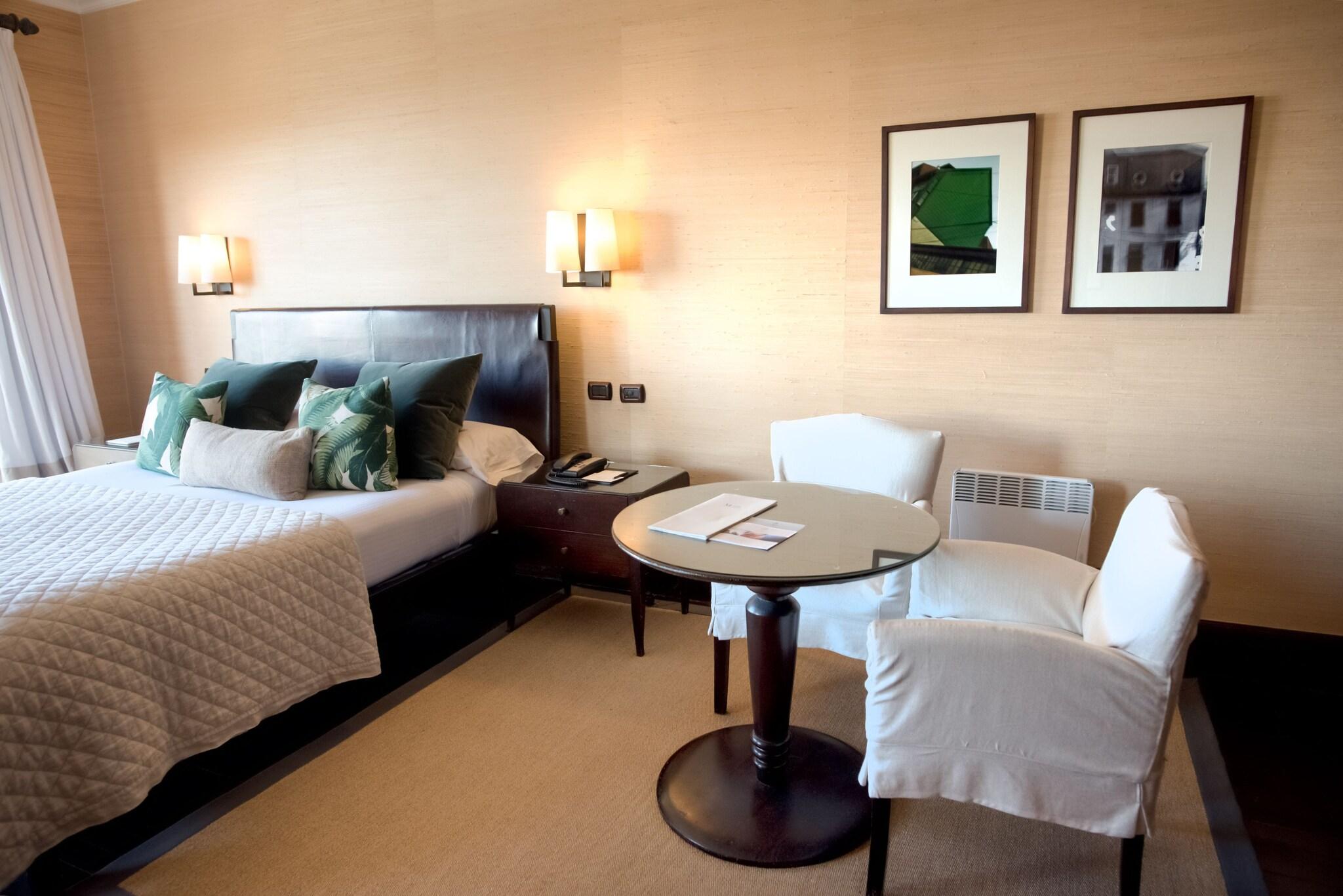 Double King Size Bed