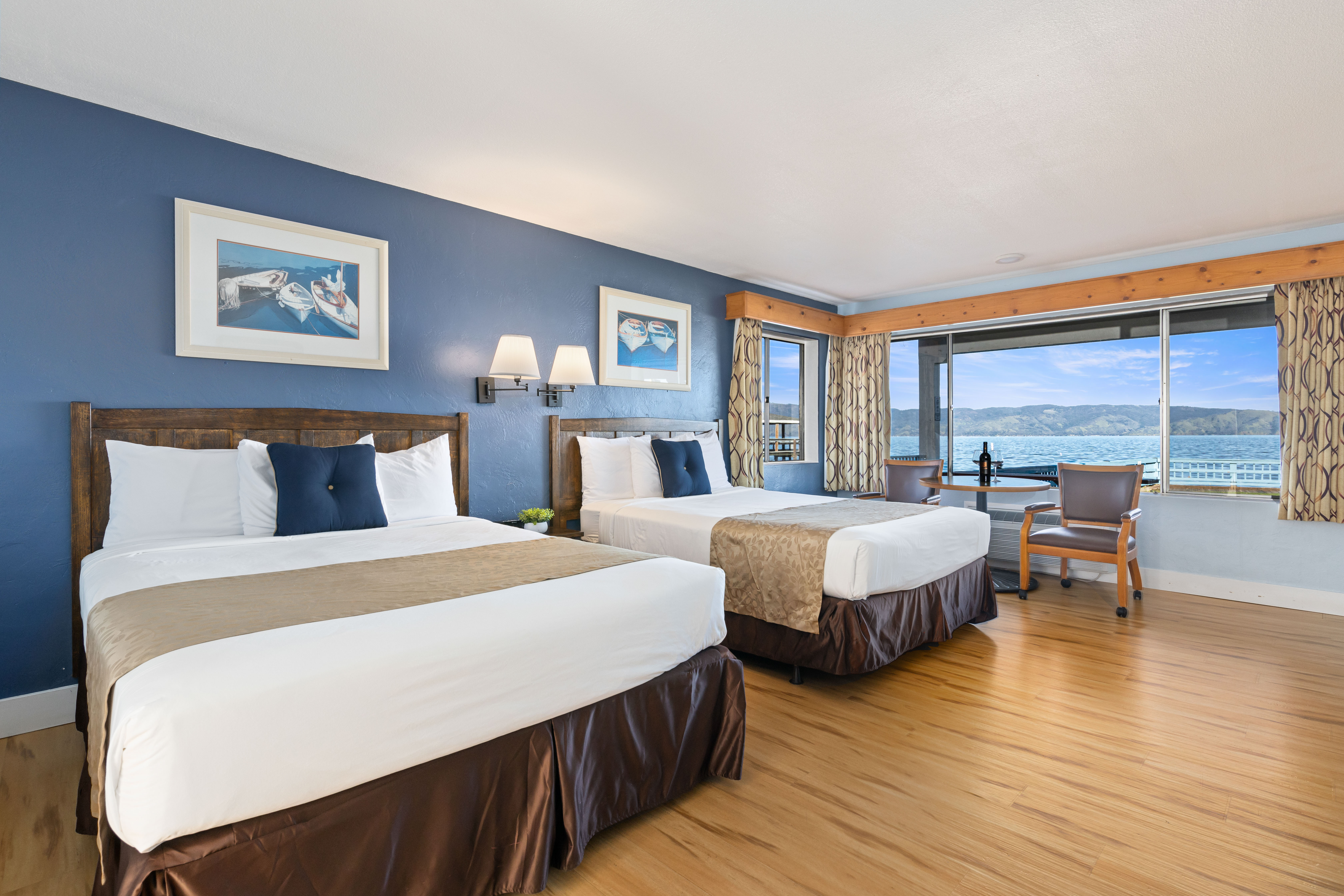 Quadruple Superior Queen Bed