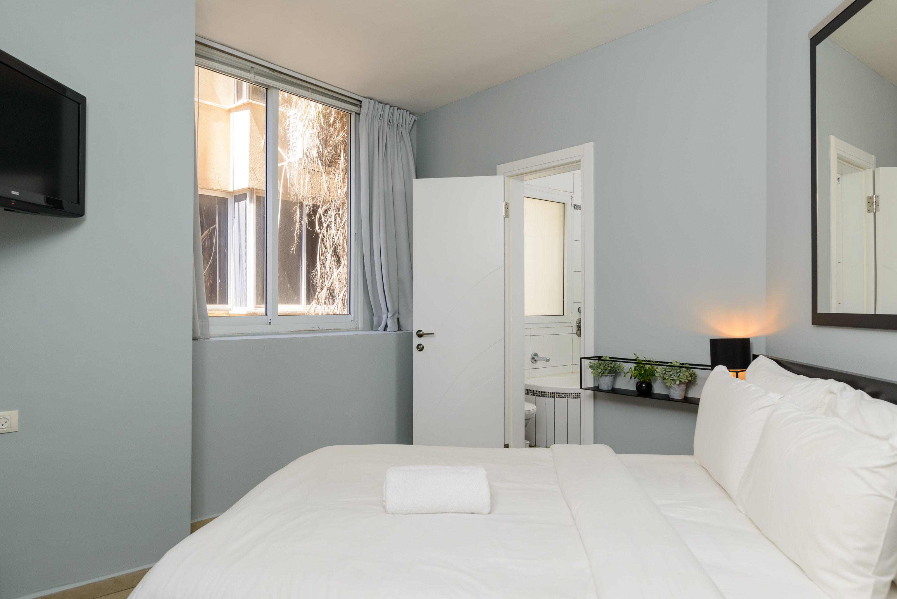 Apartment Deluxe Two Bedroom