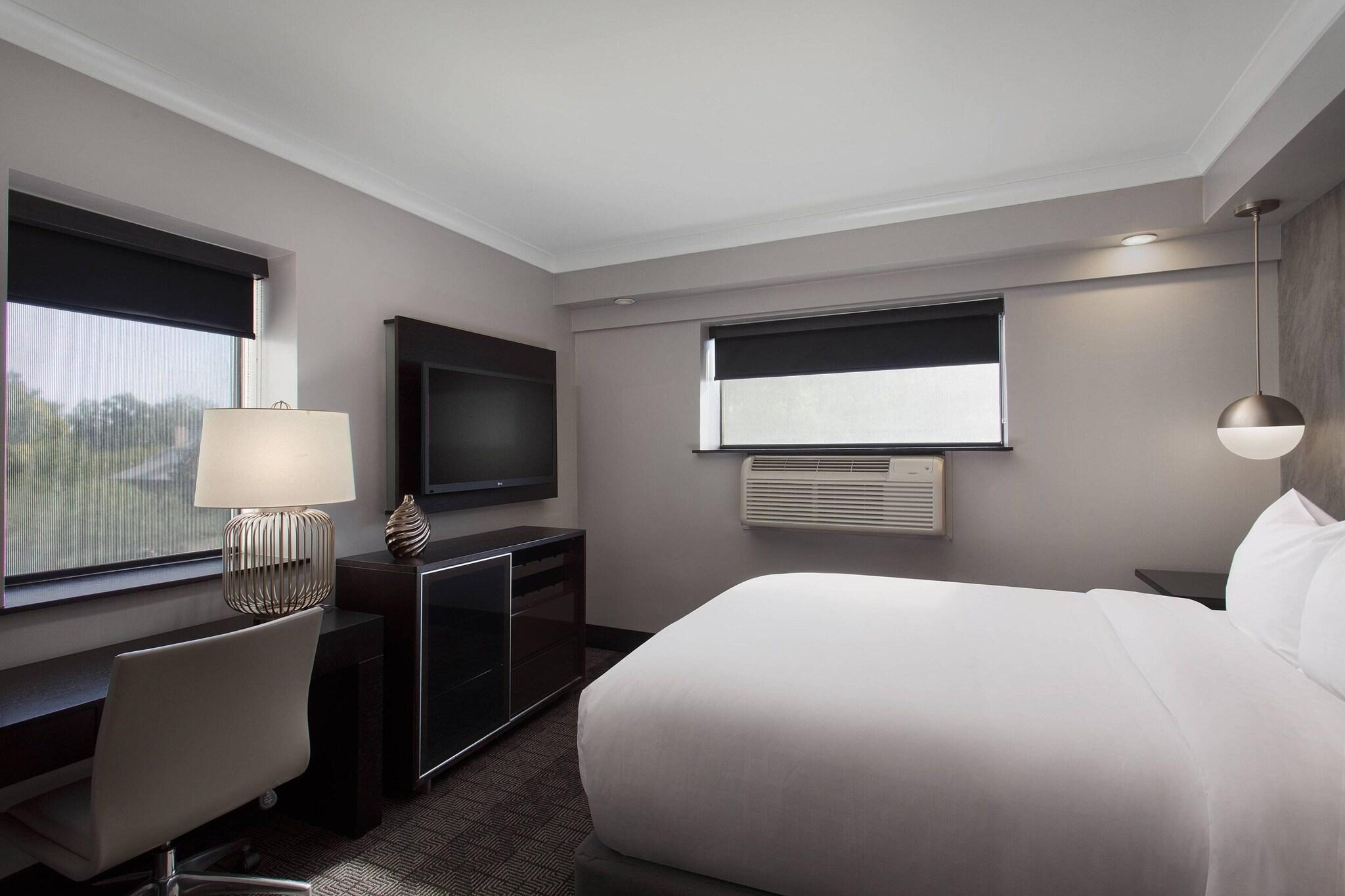 Double Queen Size Bed