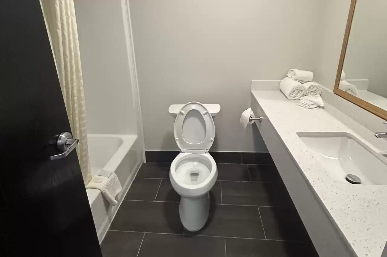 Suite Two Queen Beds