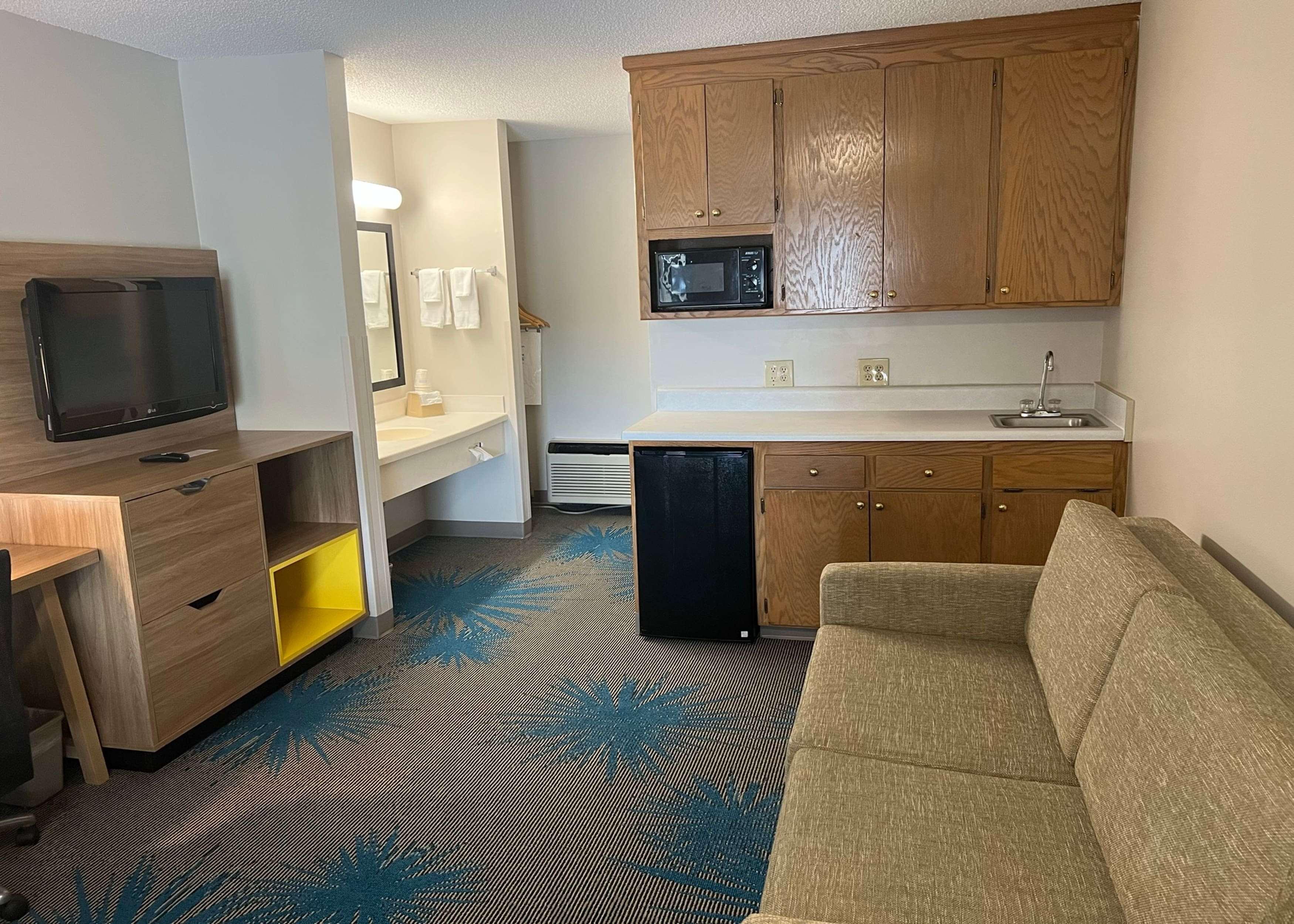 Room Two Double Beds