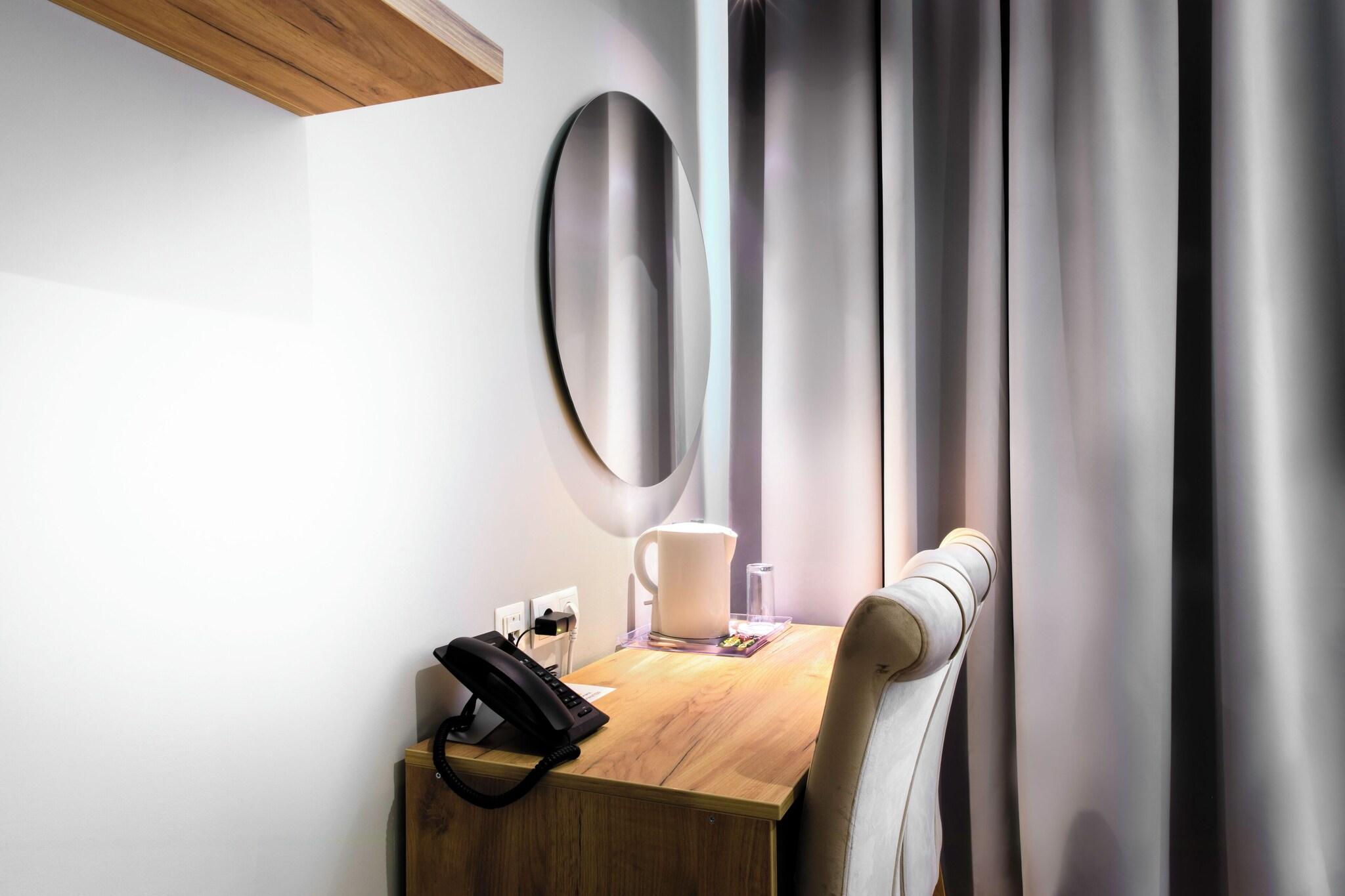 Double Superior King Bed