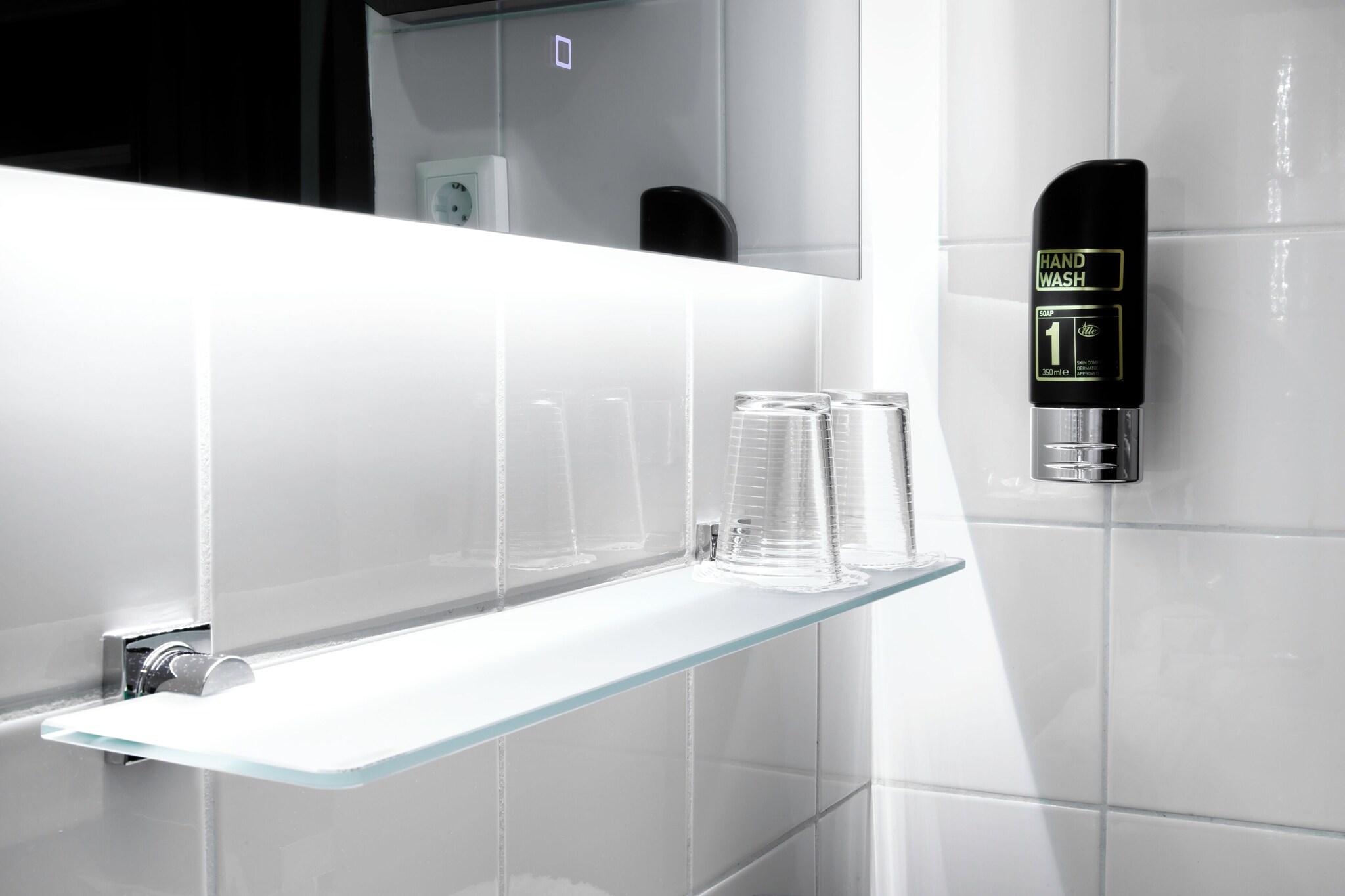 Double Superior King Bed