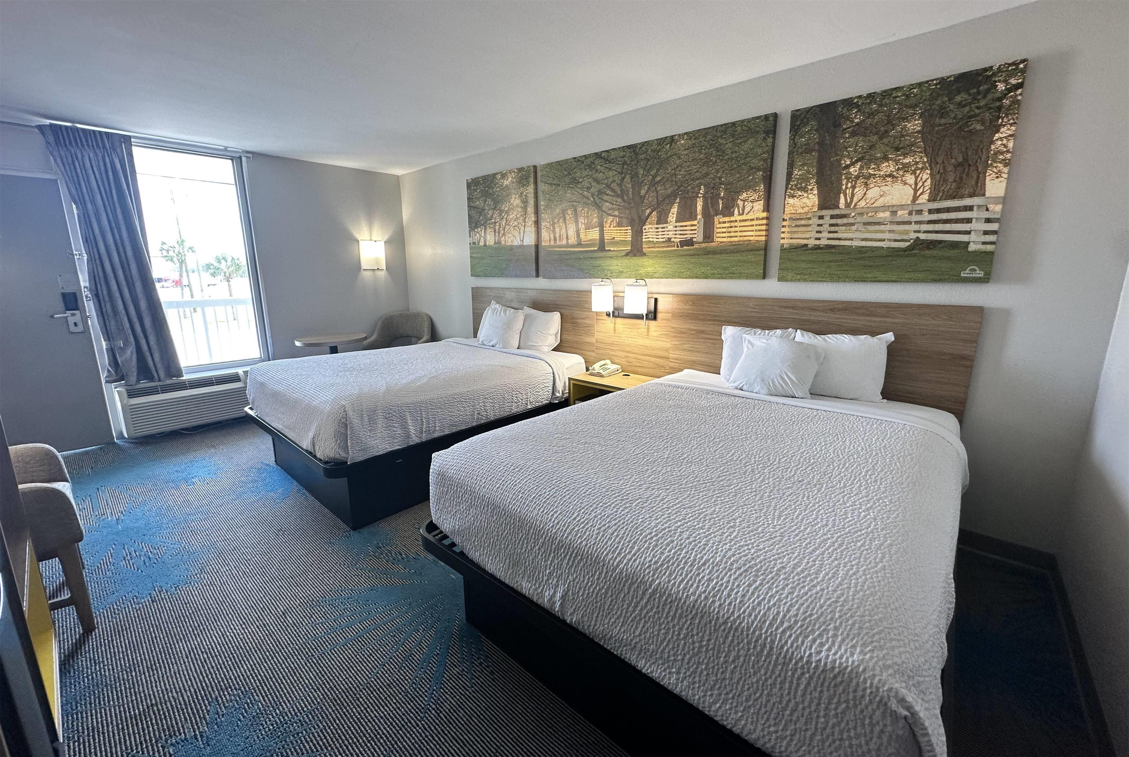 Quadruple Non Smoking