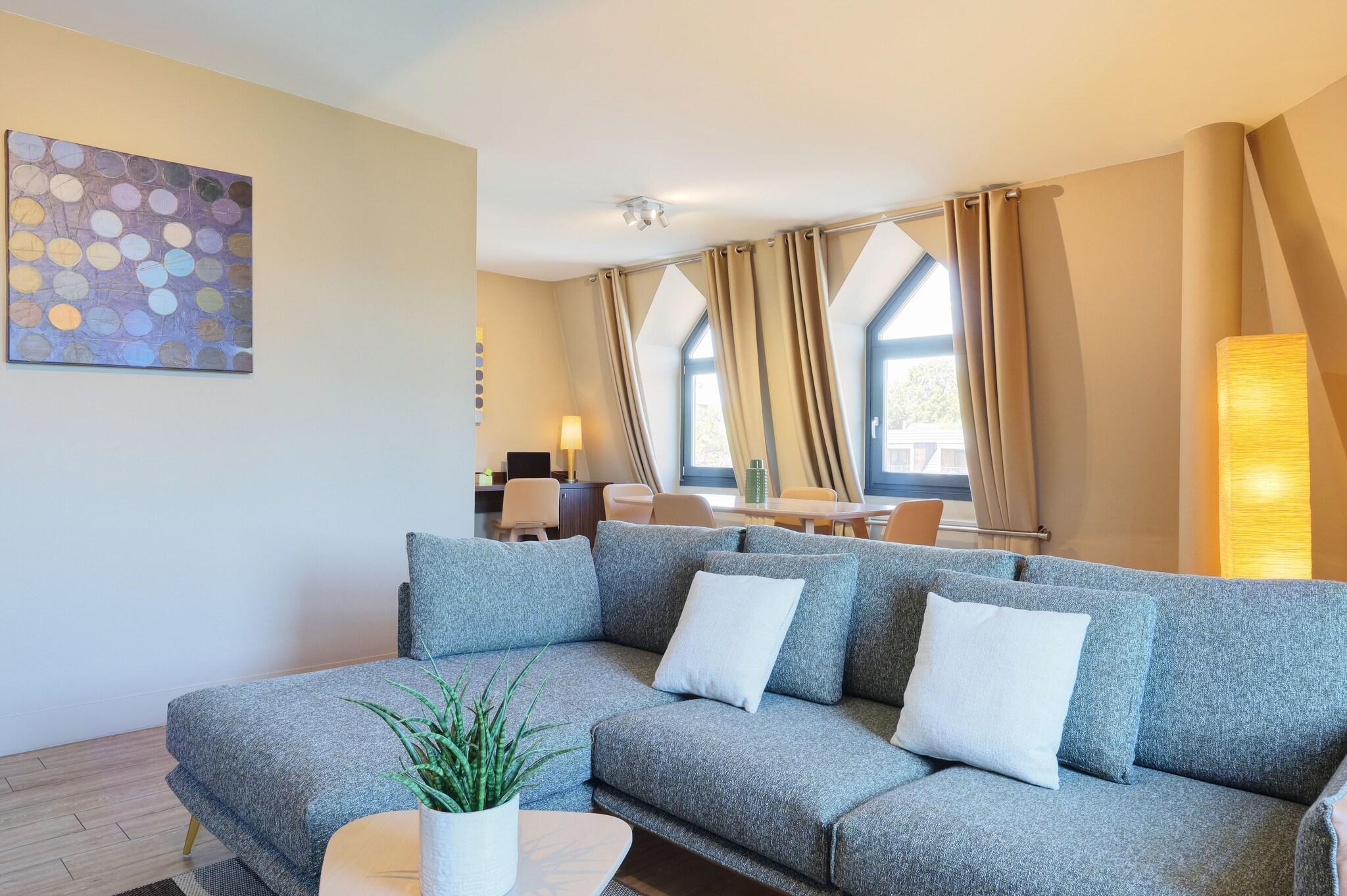 Apartment Queen Bed Two Bedrooms