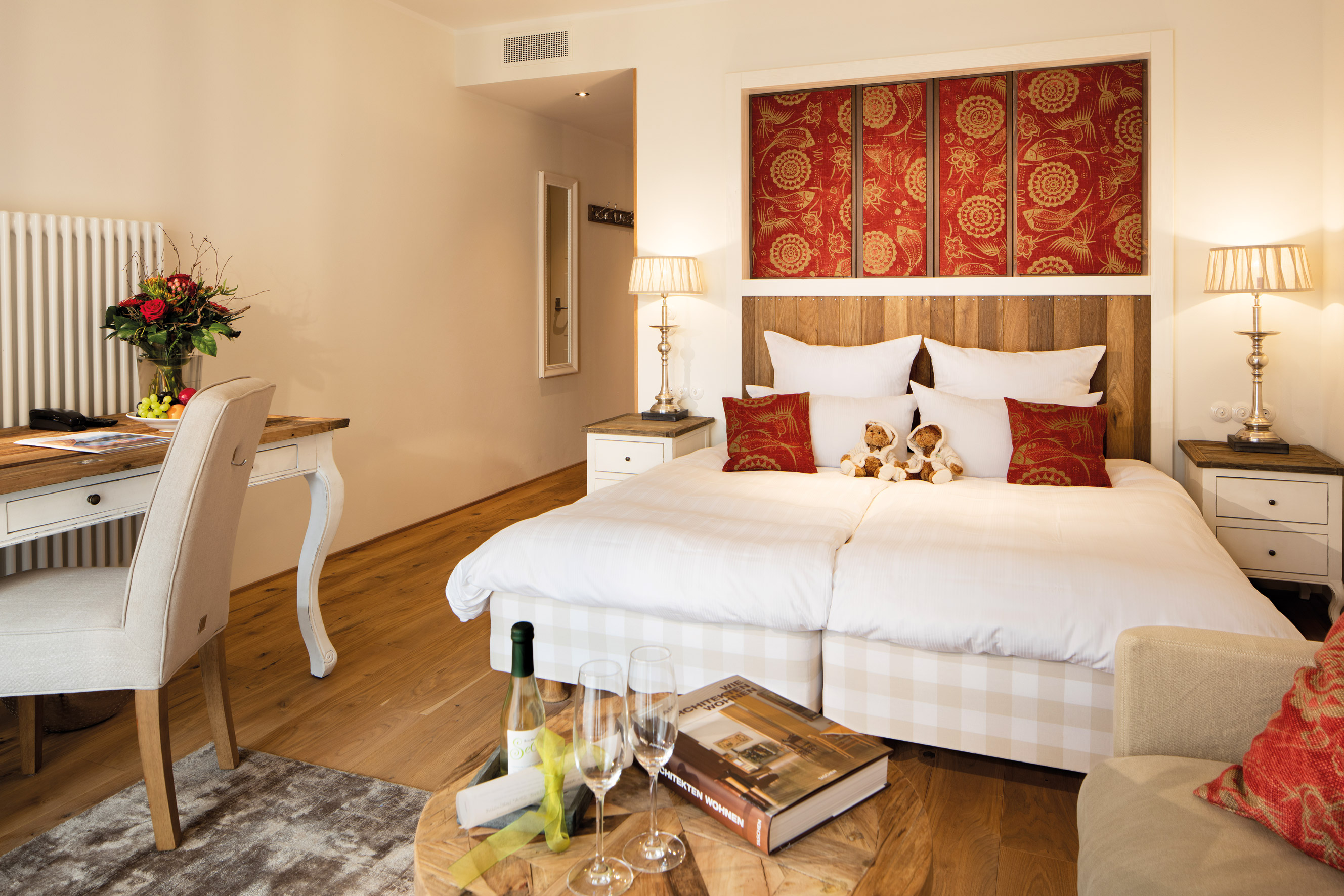 Double Superior Queen Bed