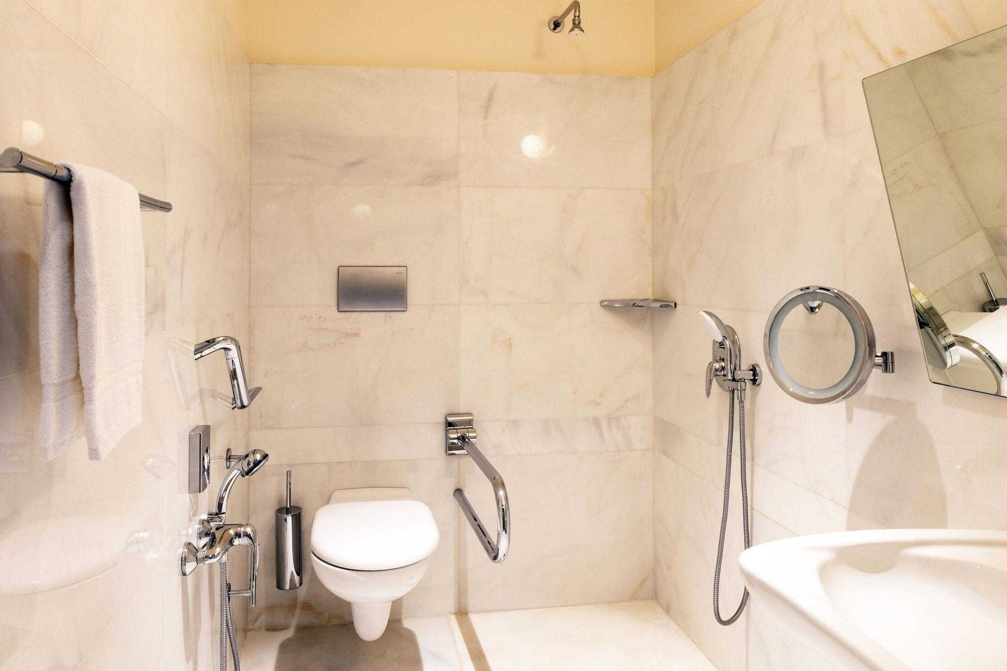 Suite King Bed Non Smoking