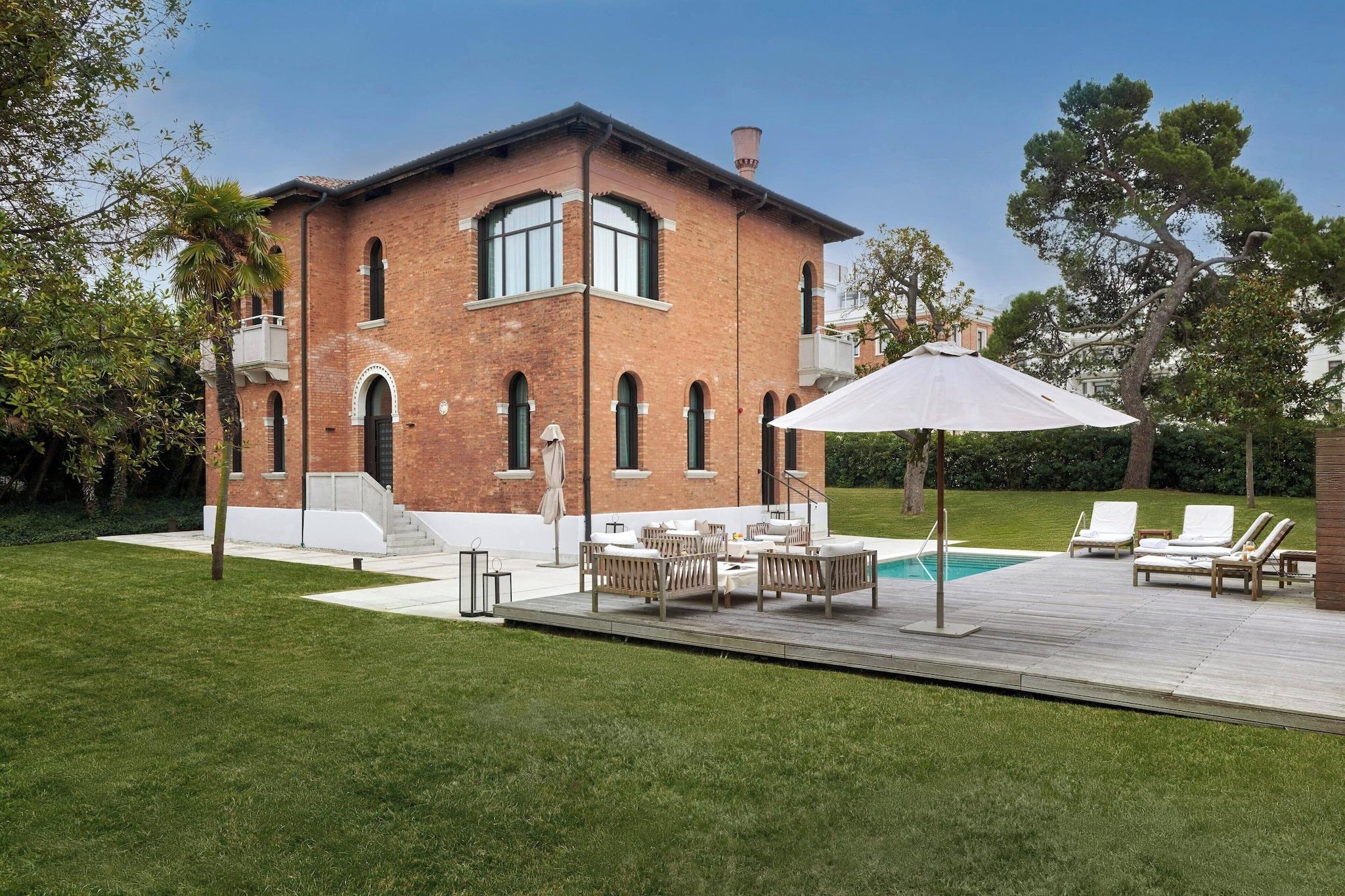 Villa Two Bedrooms with Private Pool