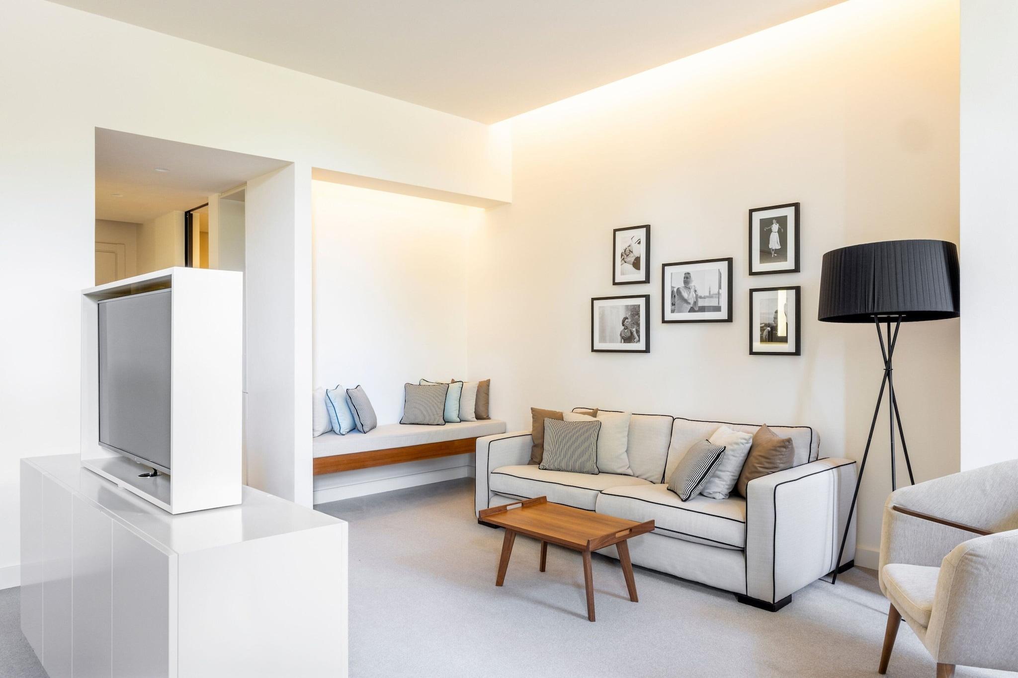 Studio King Bed Non Smoking