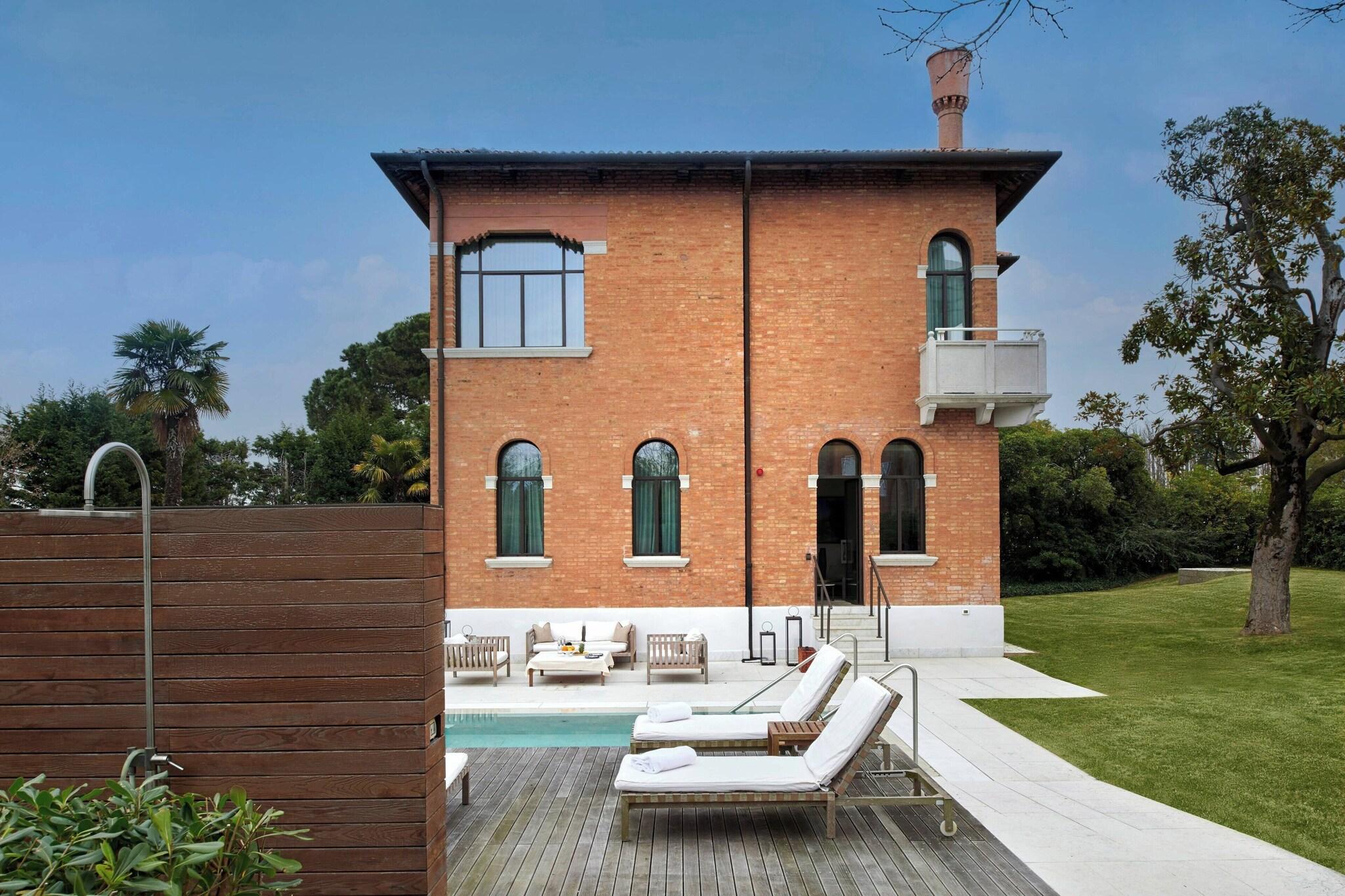 Villa Two Bedrooms with Private Pool