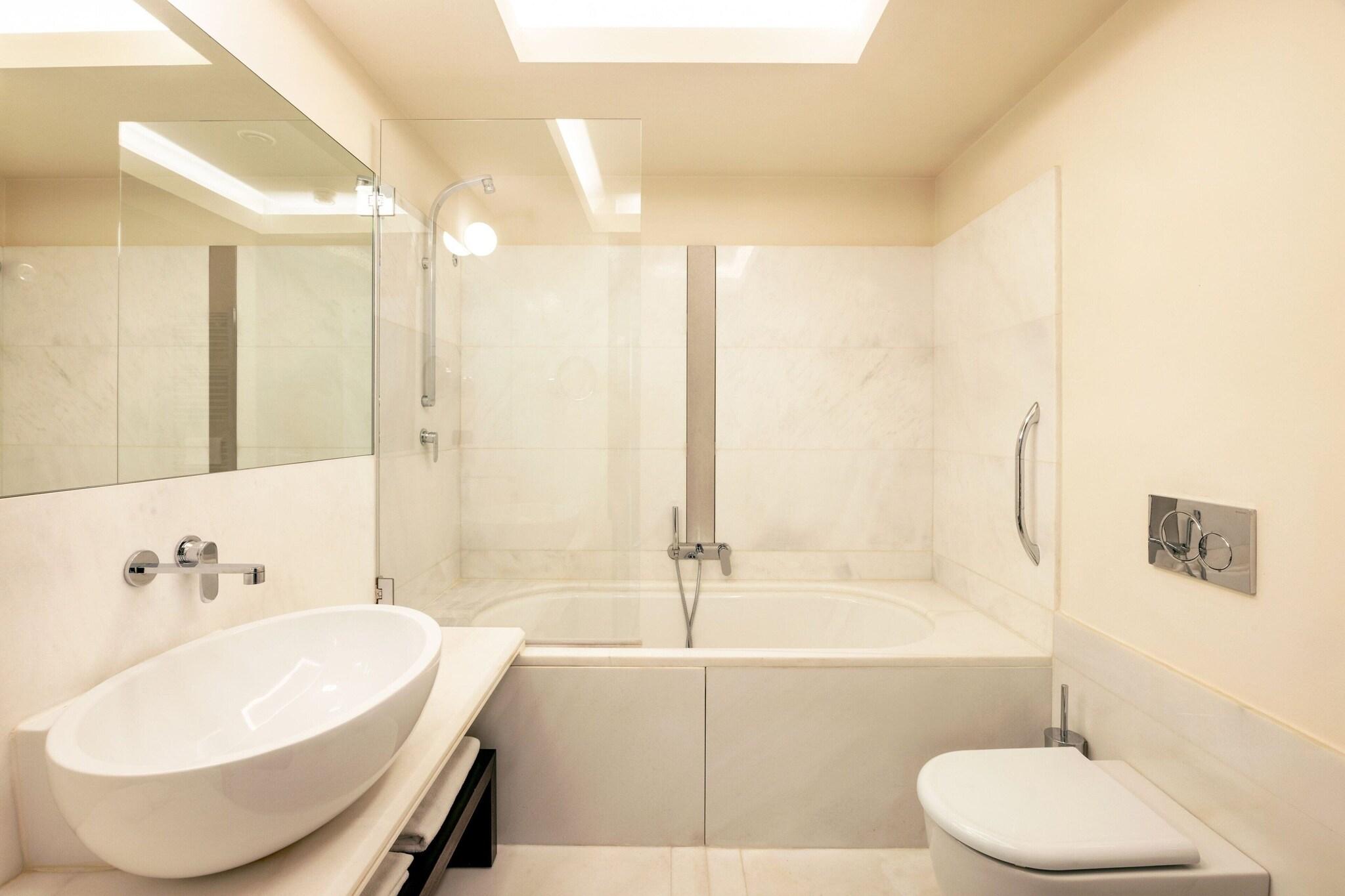 Suite King Bed One Bedroom 