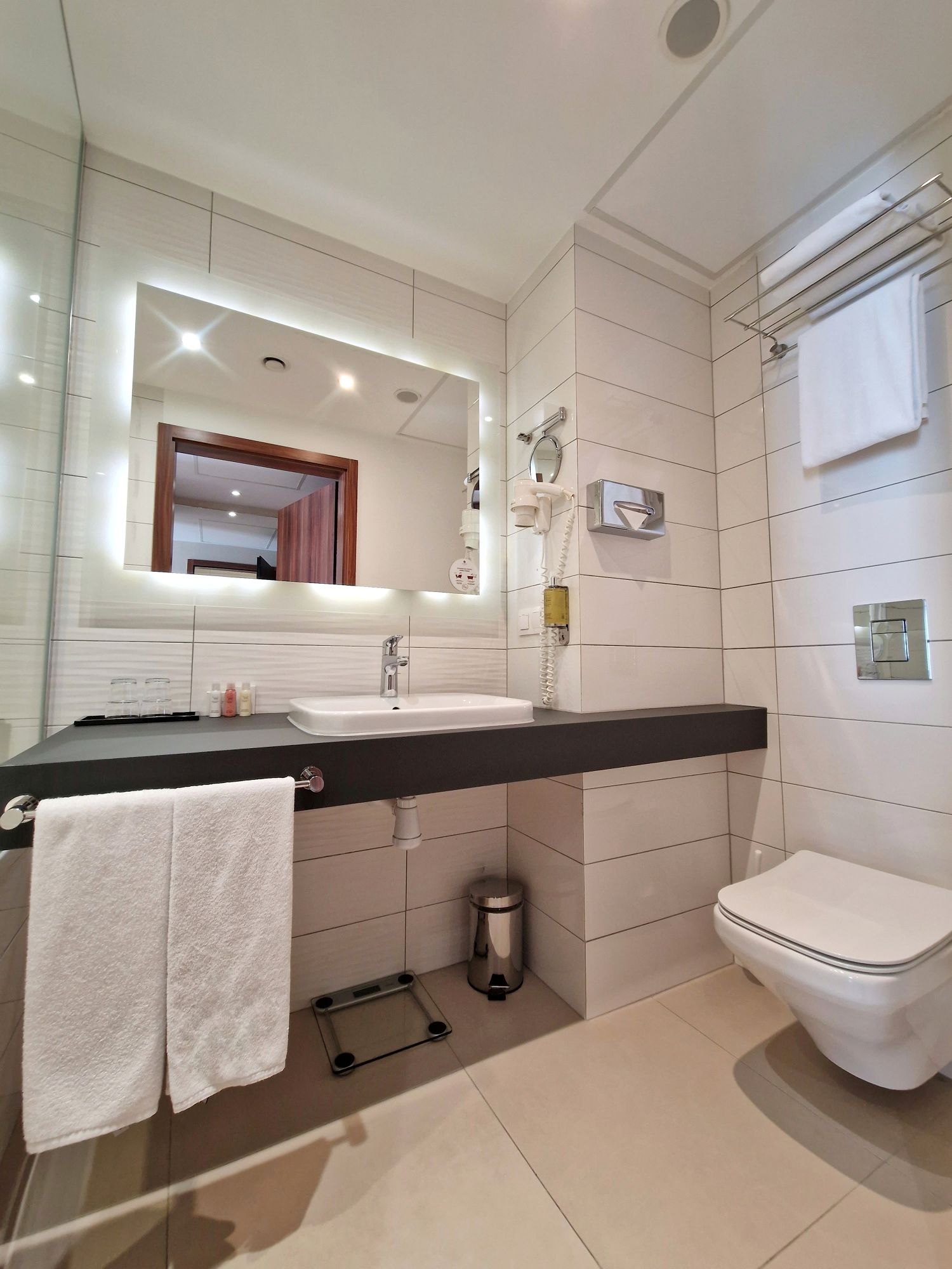 Double Single Superior