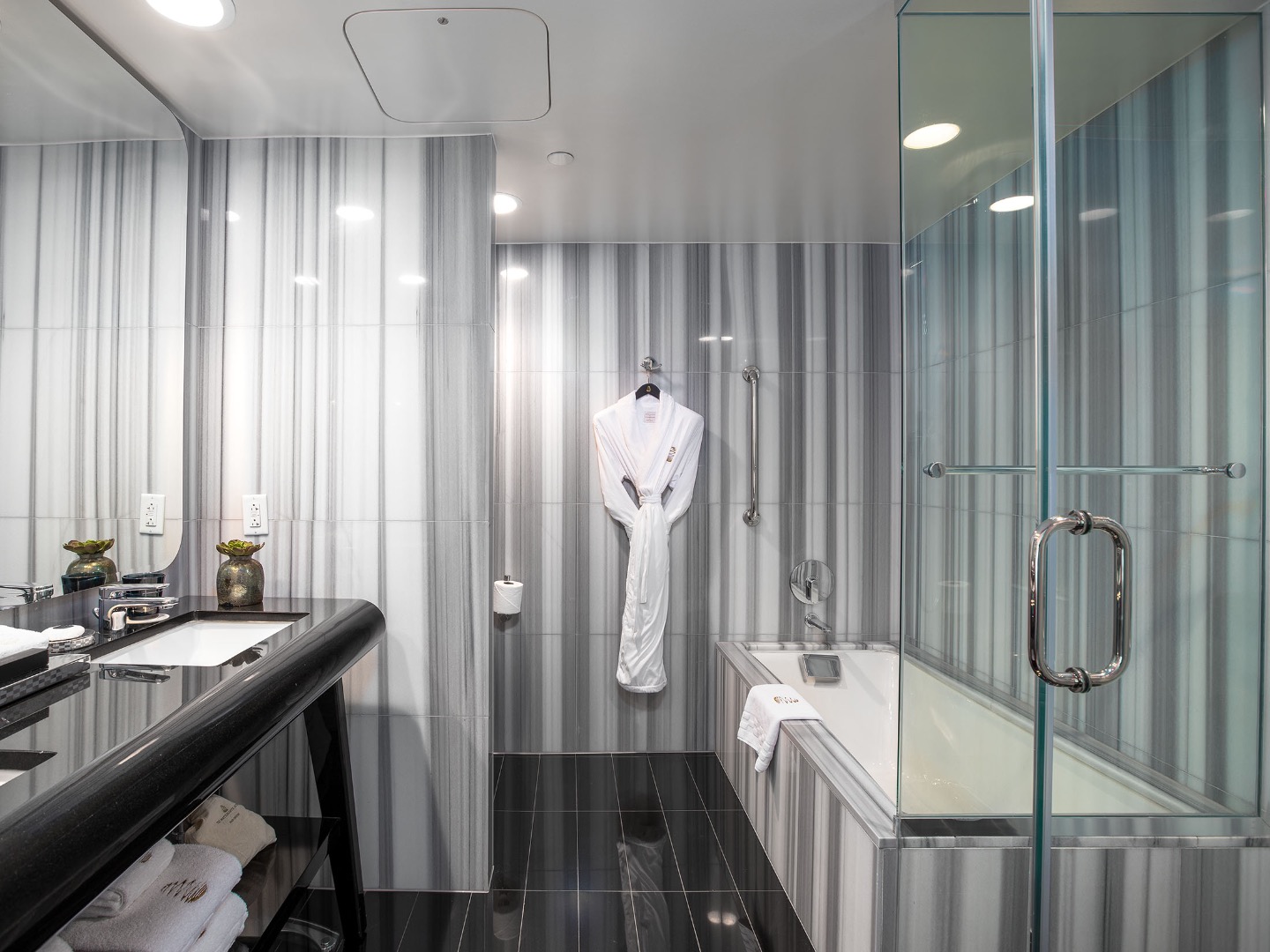 Suite Garden View One Bedroom