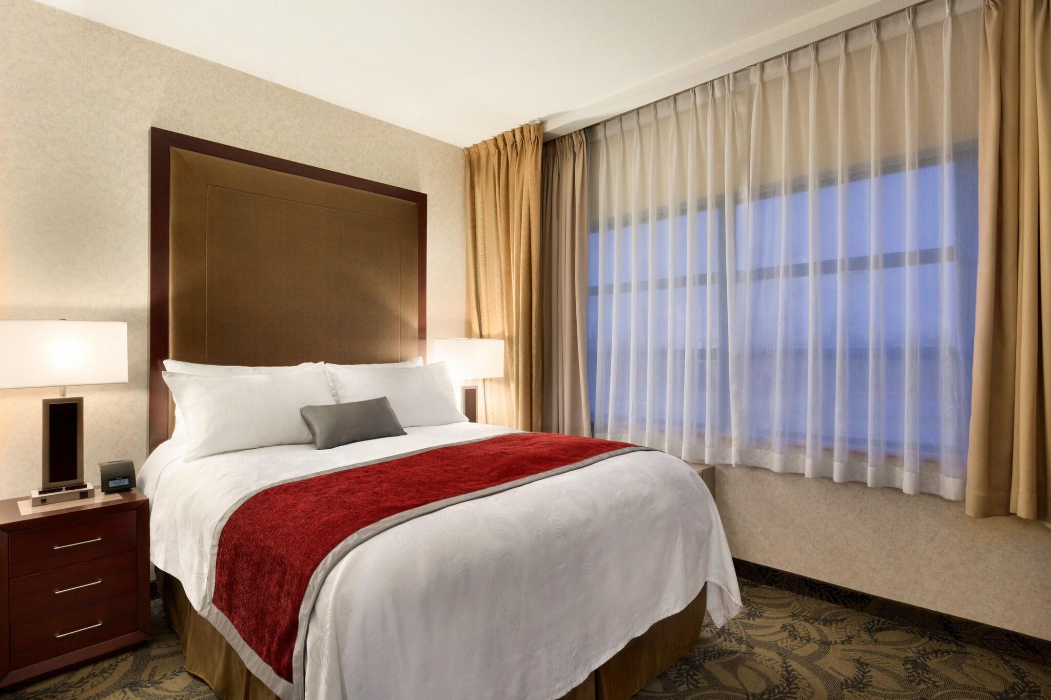 Suite with Kitchenette