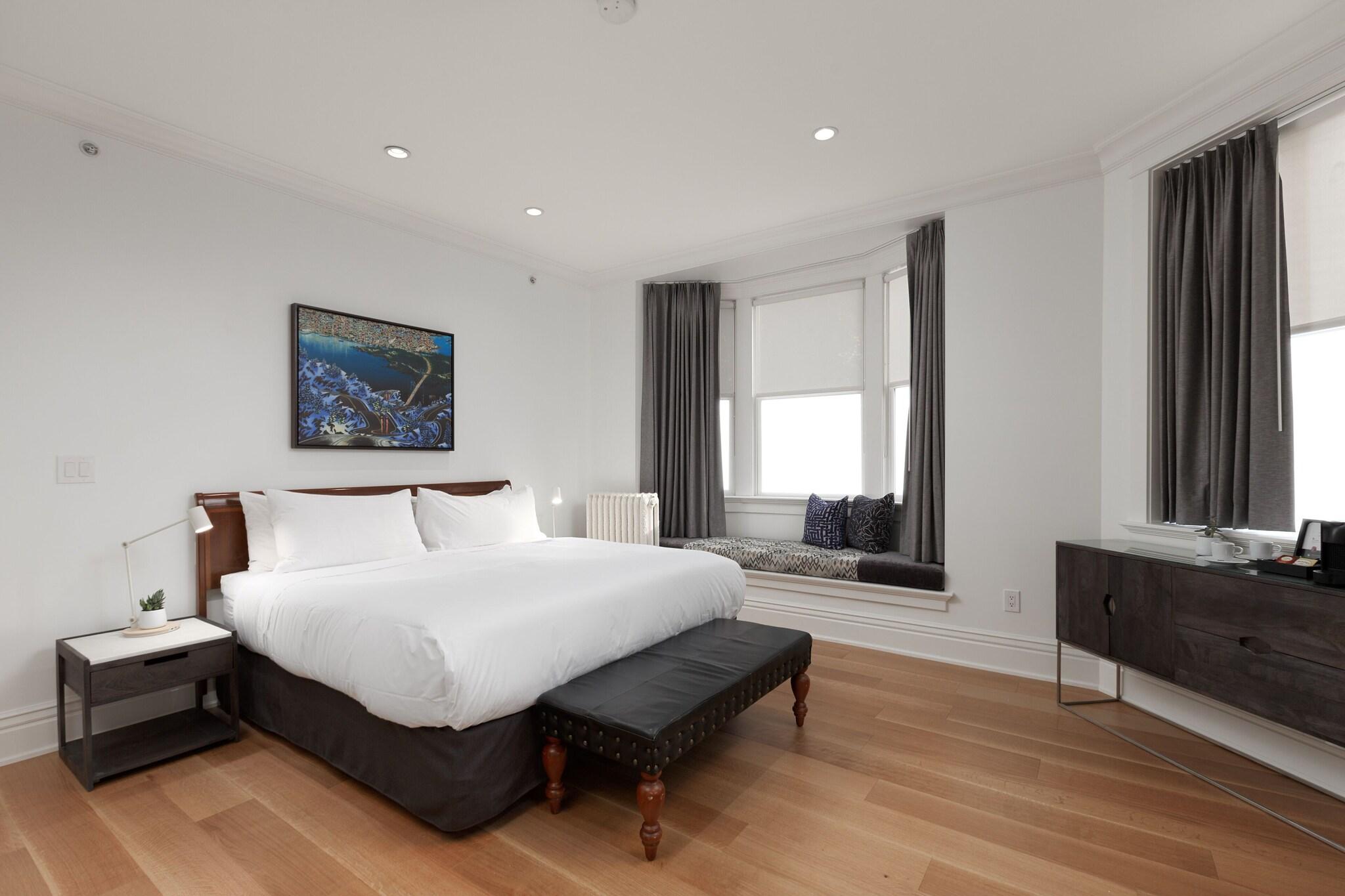 Double Superior King Bed