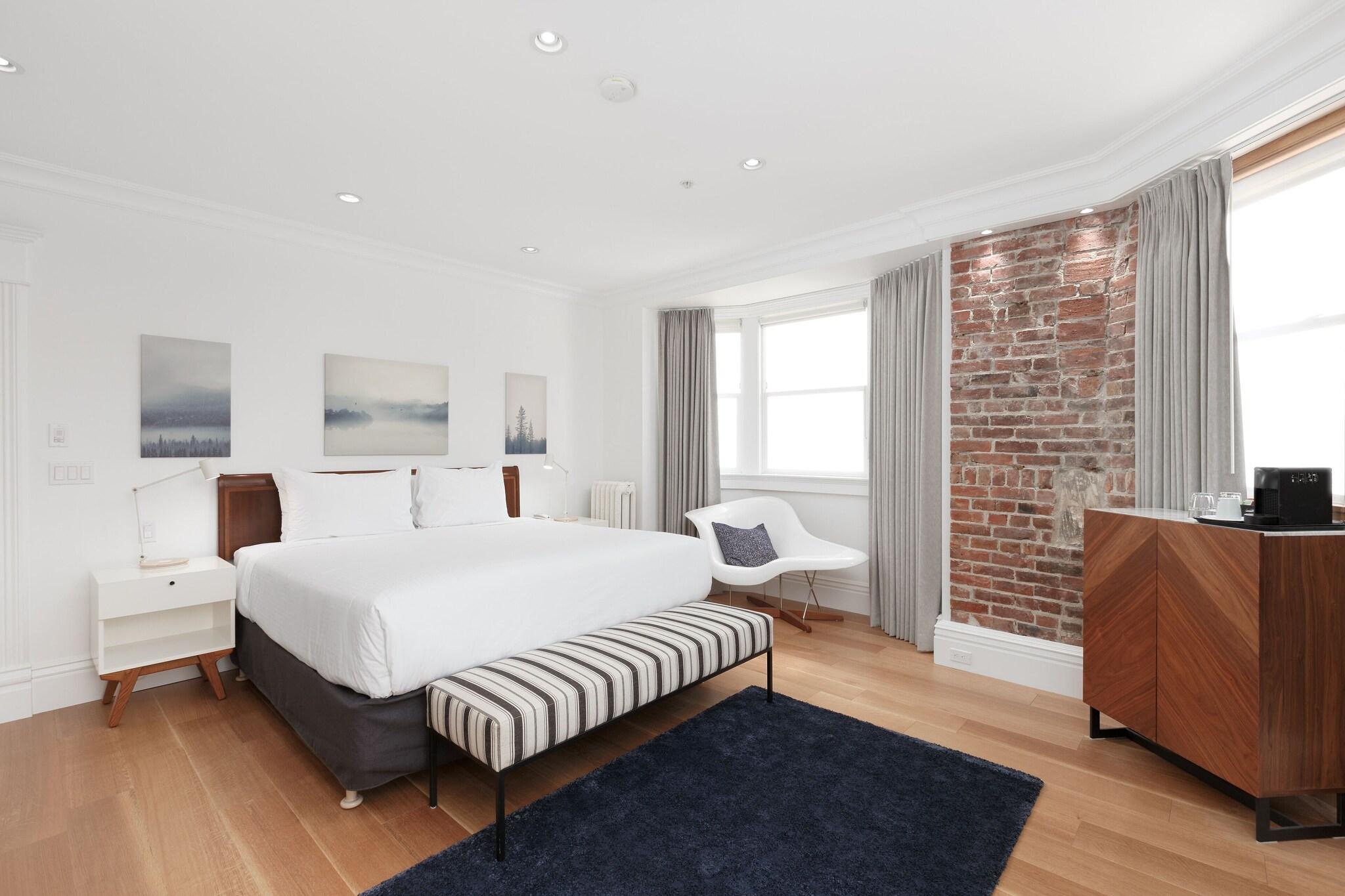 Double King Size Bed