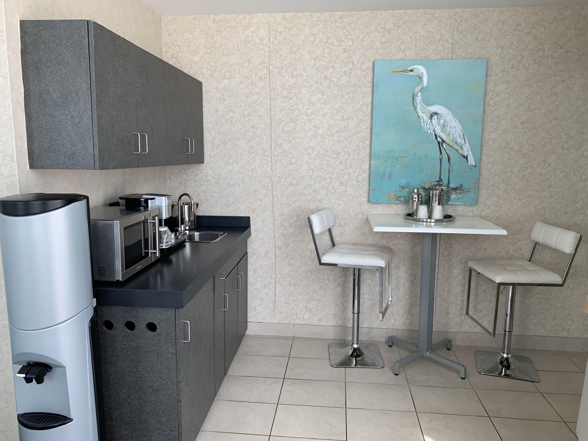 Suite Ocean View King Bed