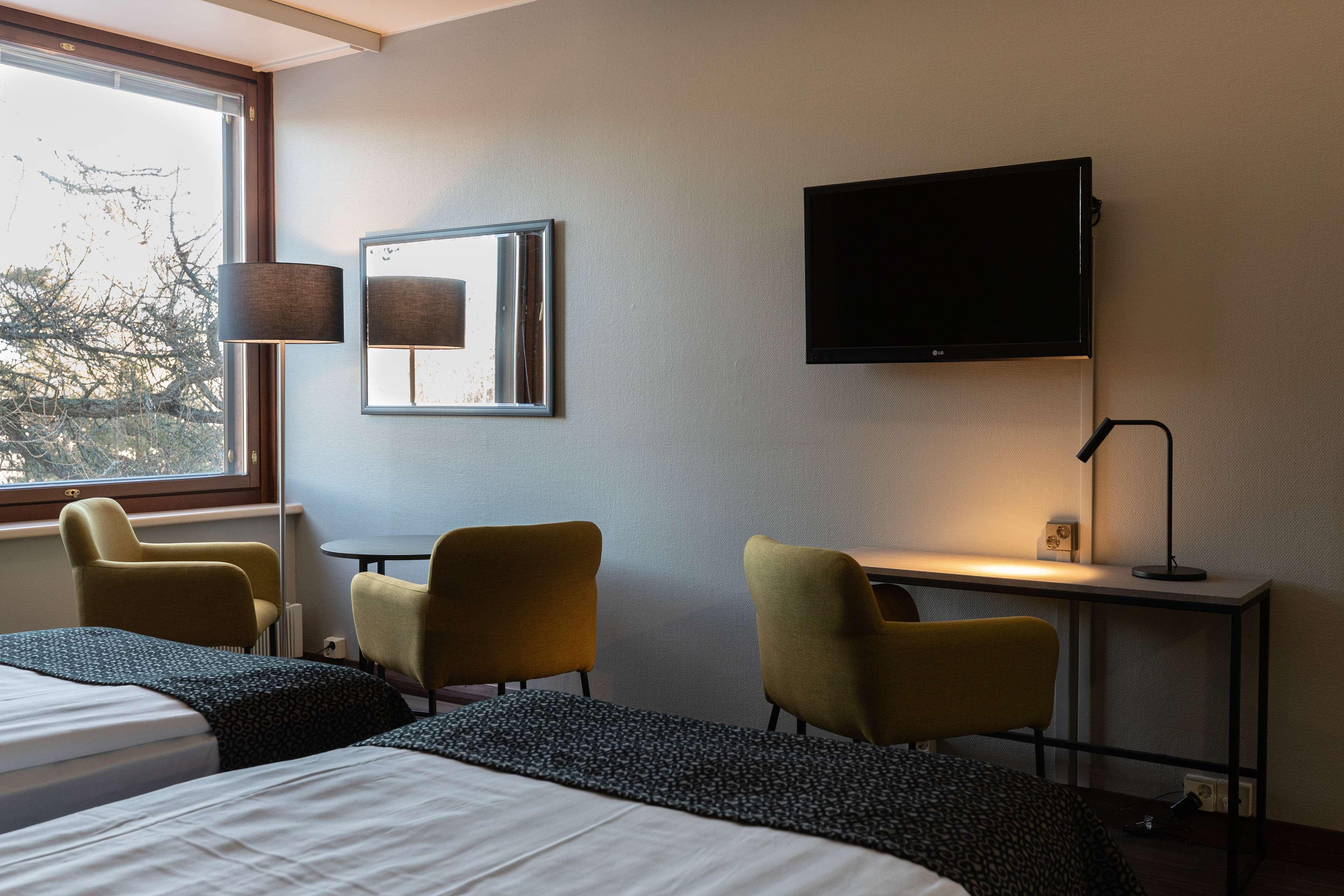 Family Room Superior