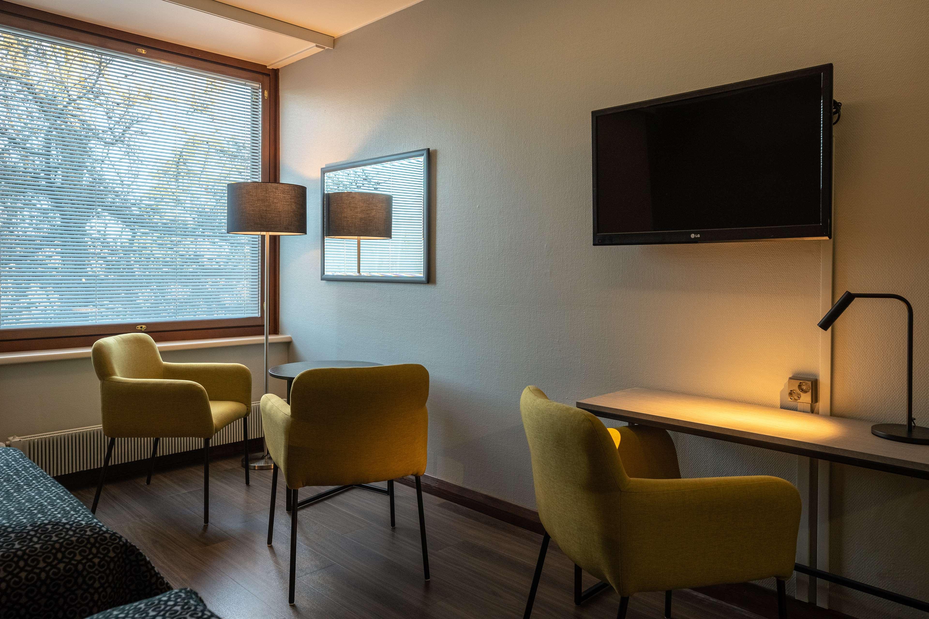 Family Room Standard