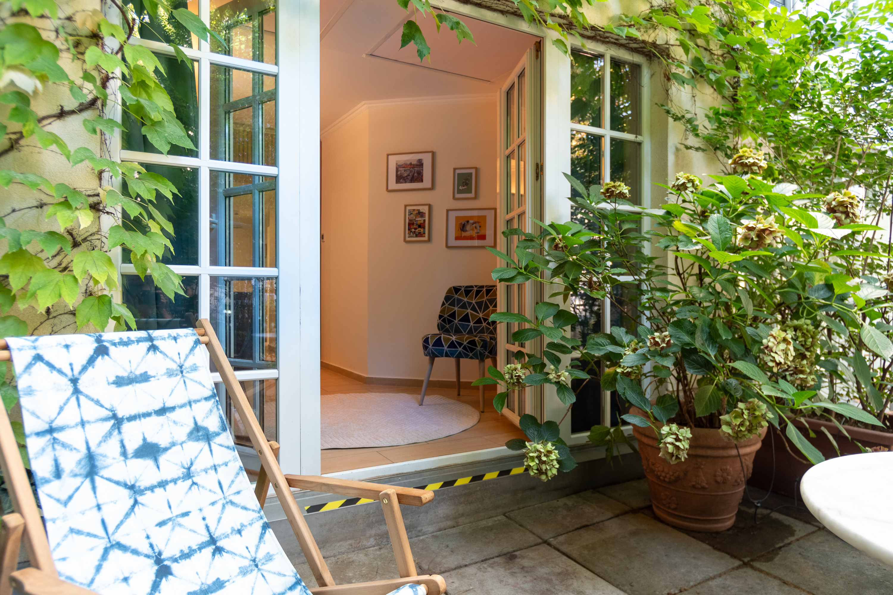 Studio One Bedroom with Kitchenette